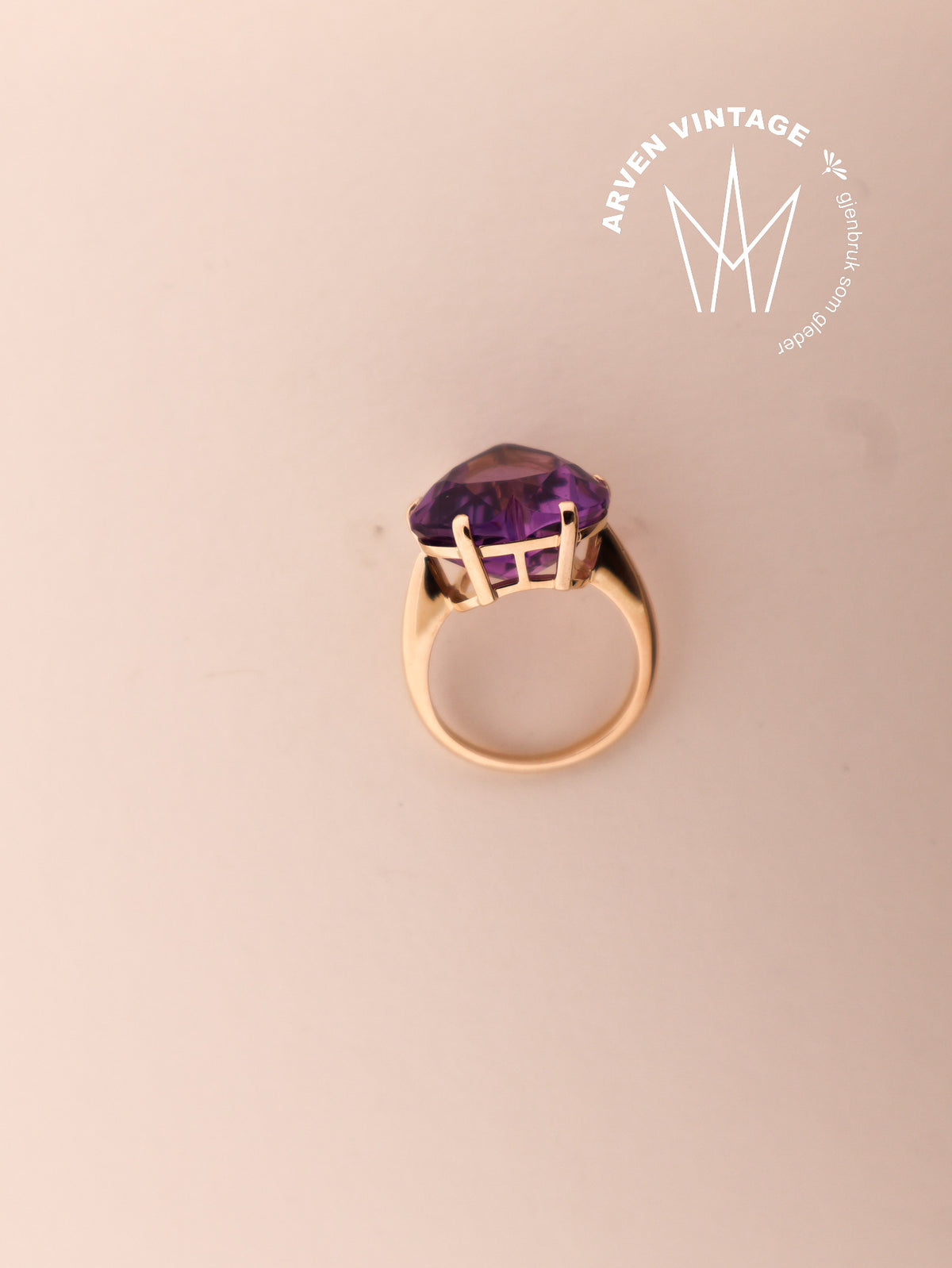 Vintage ring gult gull med lilla sten str.53
