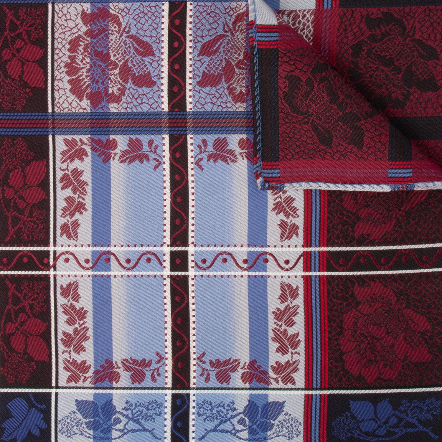 Eufemia Silkeskjerf - 03