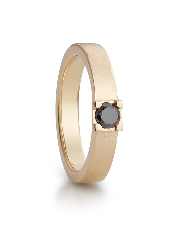 Magnificent ring in yellow gold and black diamond, men's