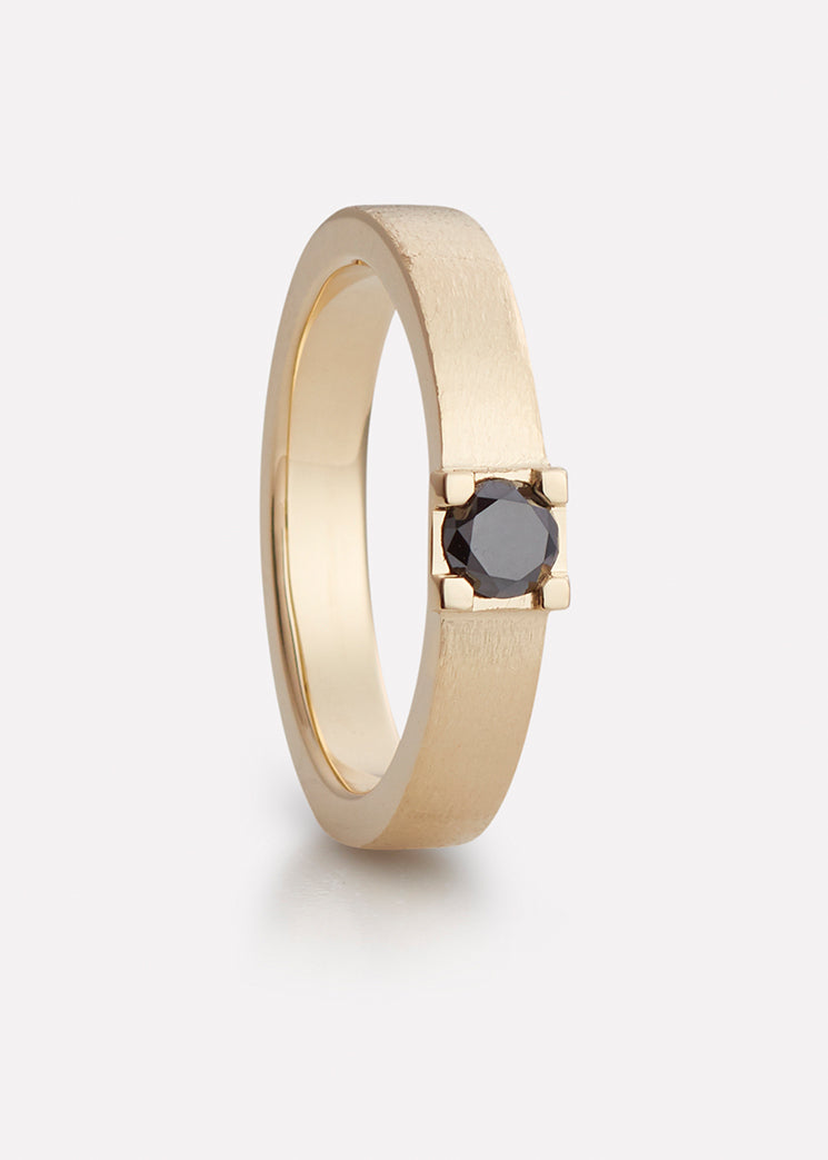 Magnificent ring in yellow gold and black diamond, men's