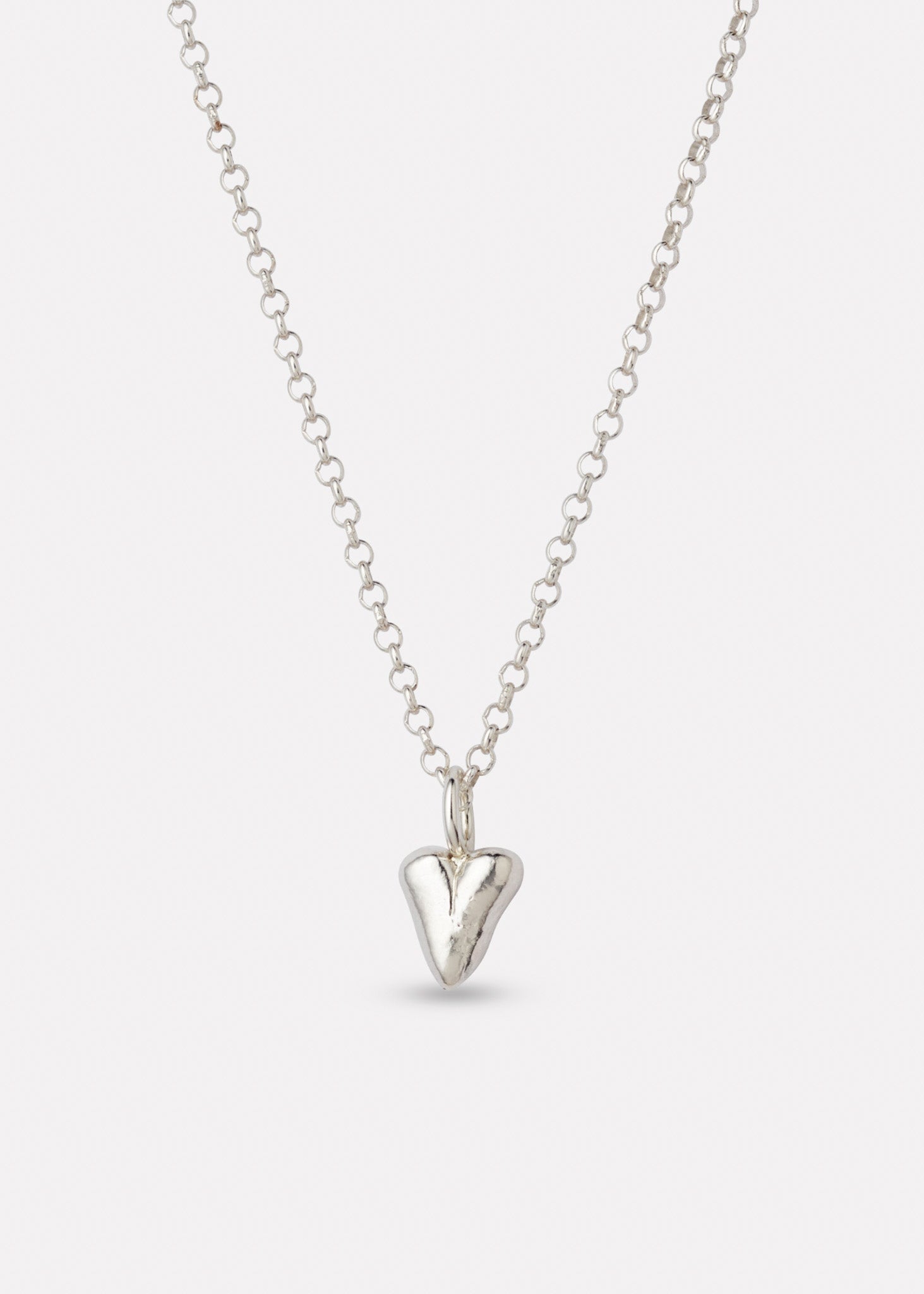 Mia heart necklace small