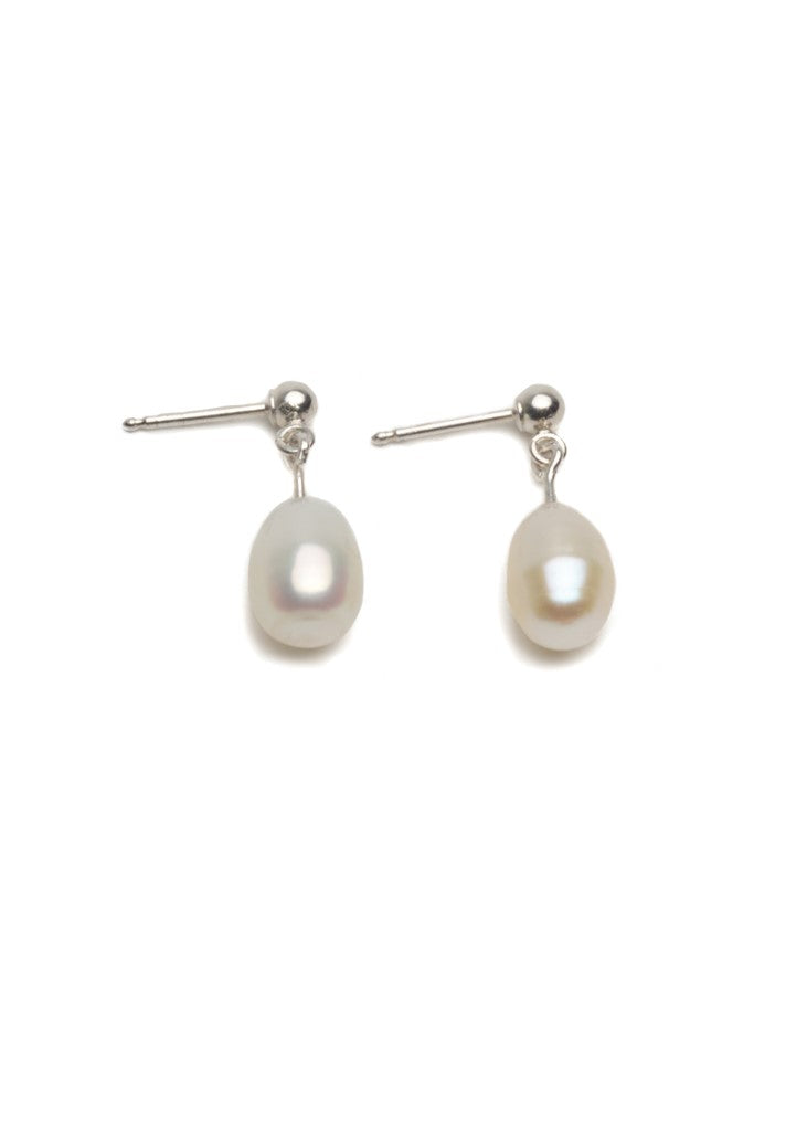 Silver earrings with oblong freshwater cultured pearls