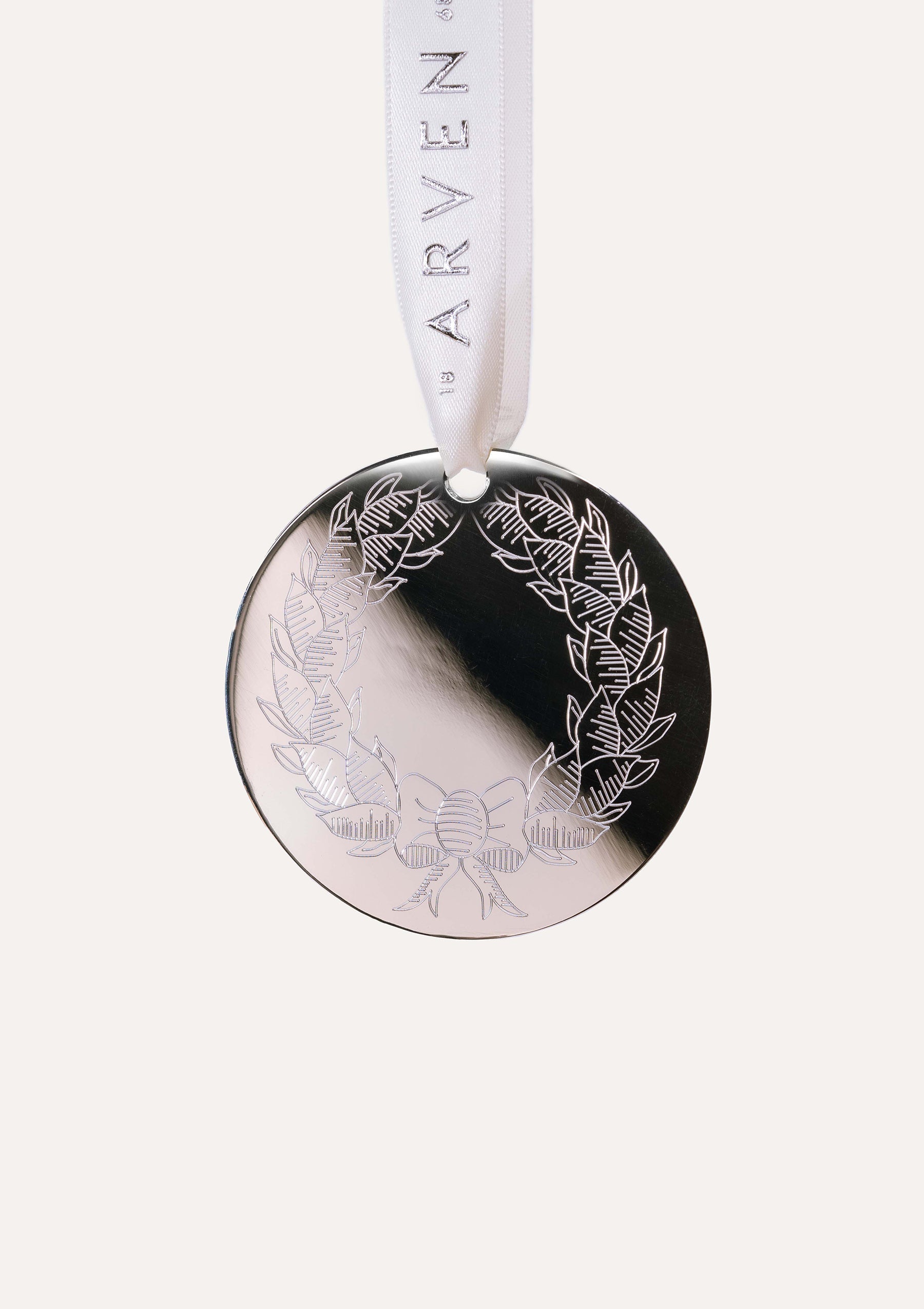 Wreath silver plated 6.3 cm