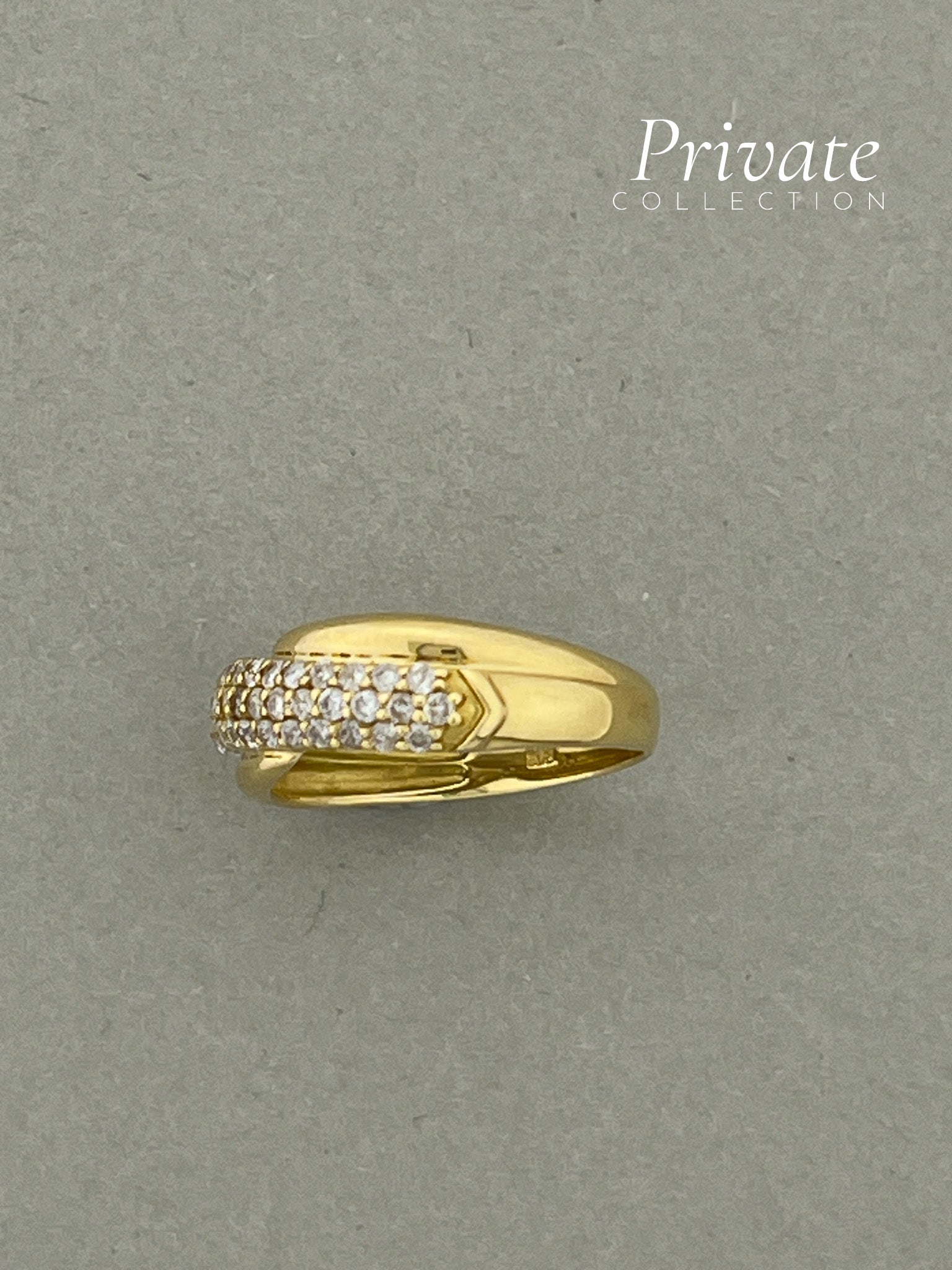 PC Ring 18K gult gull med diamanter str52