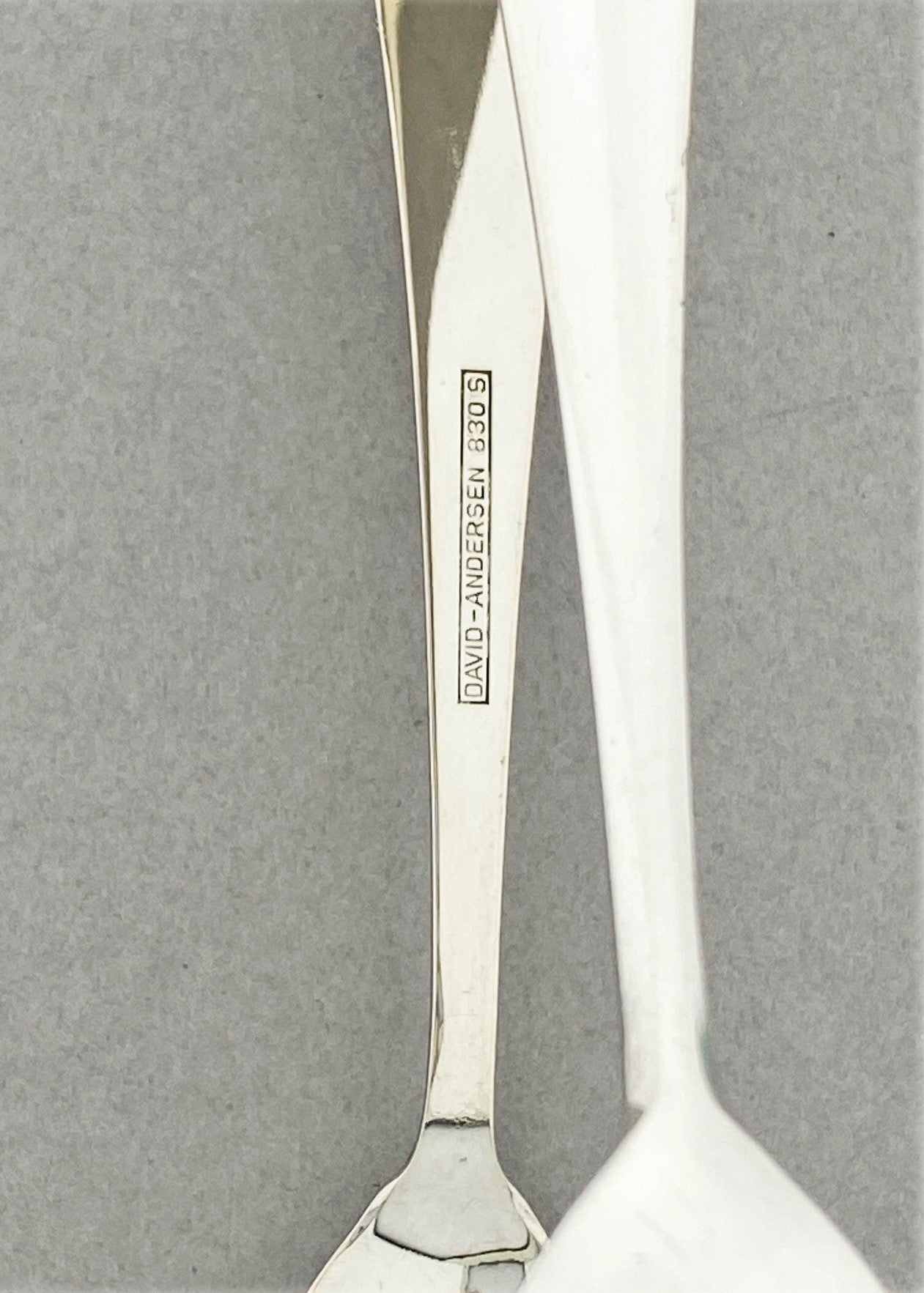 Vintage Rådhus med vifte sukkerklype / konfektklype / olivenklype