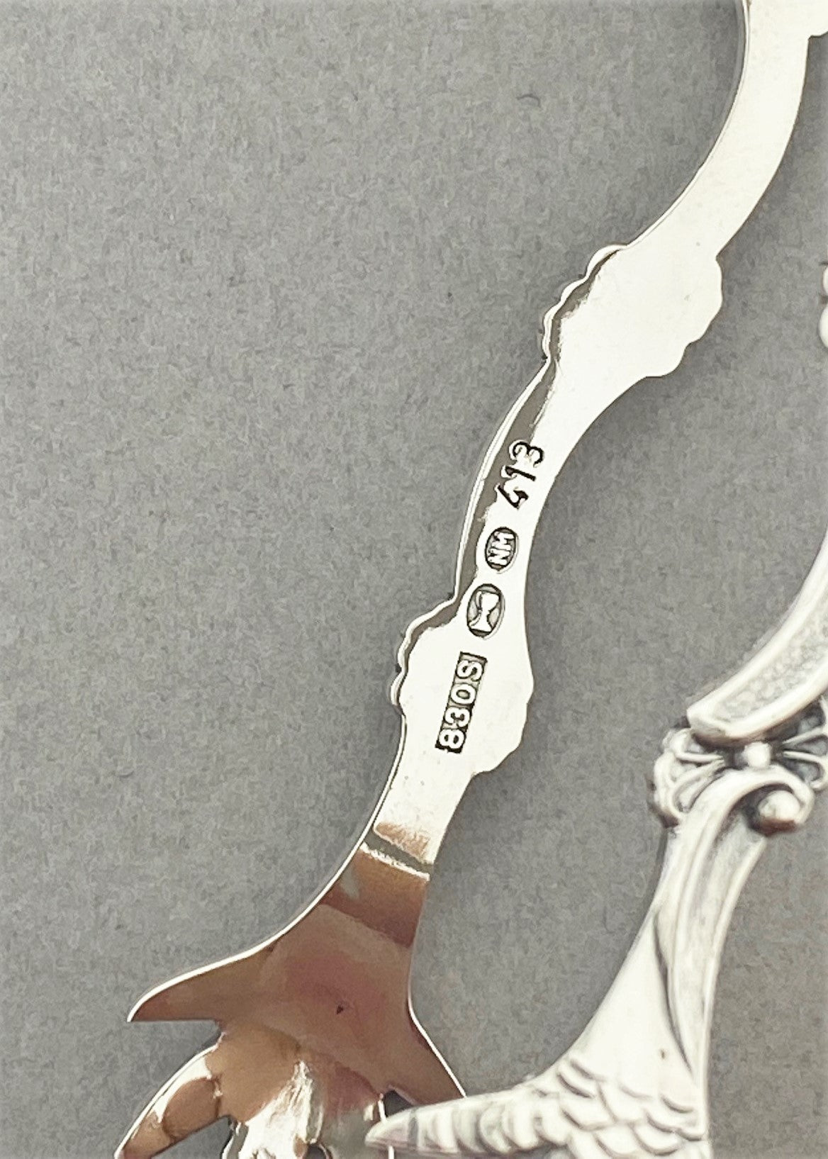 Vintage Grandmother sugar pinch / olive pinch