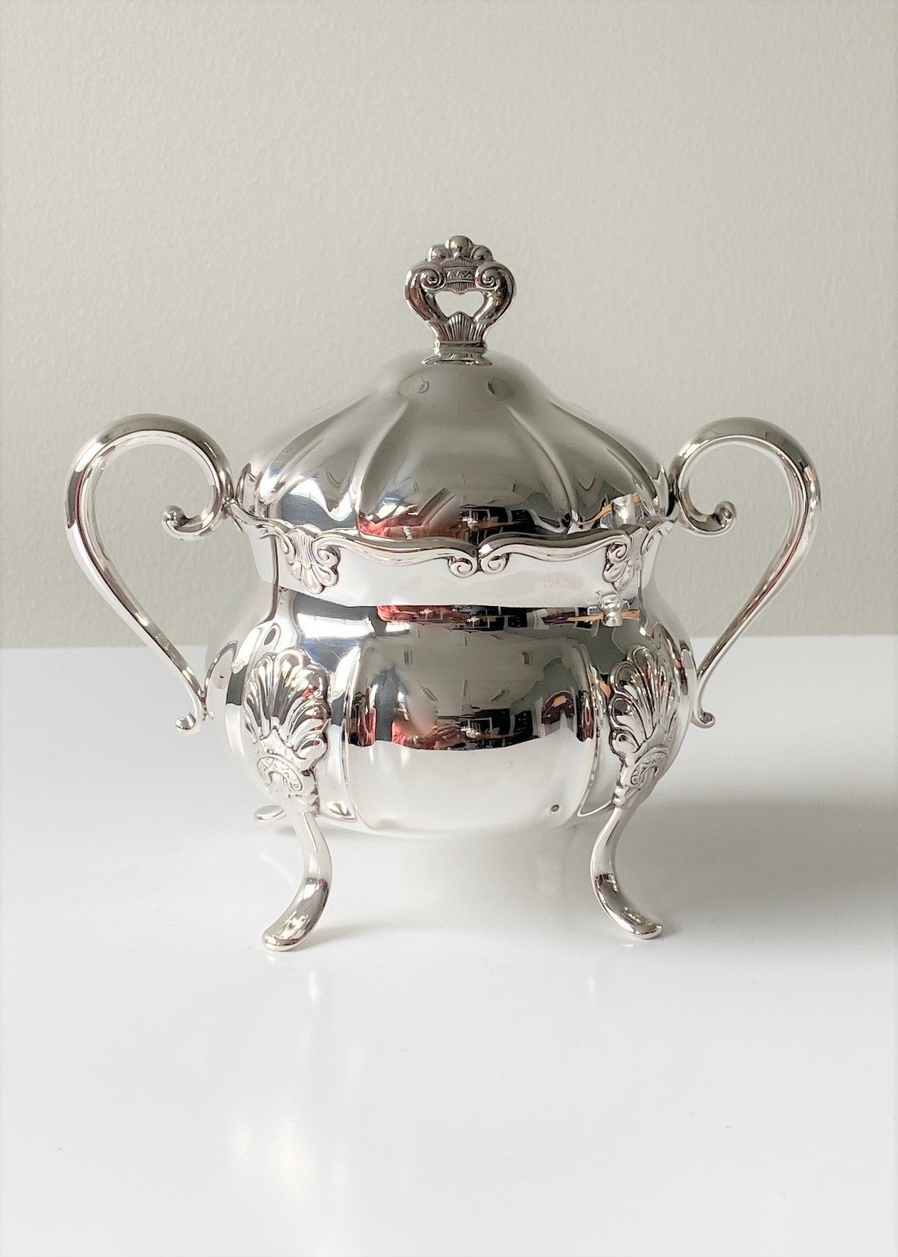 Vintage set of sugar bowl and cream jug