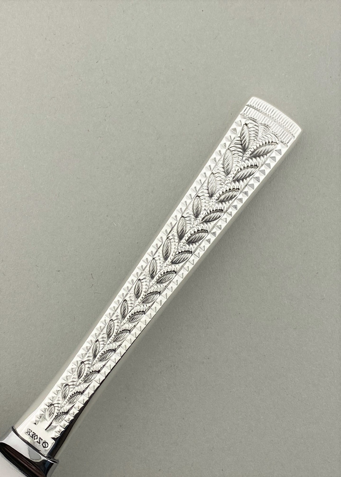 Vintage Jewel pie knife
