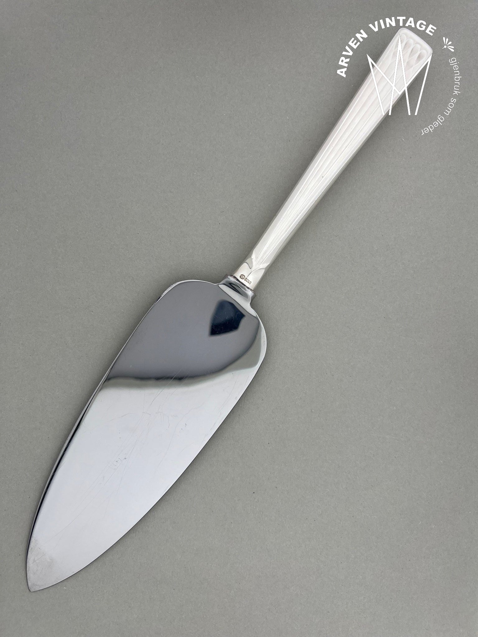 Vintage Arvesilver pie knife