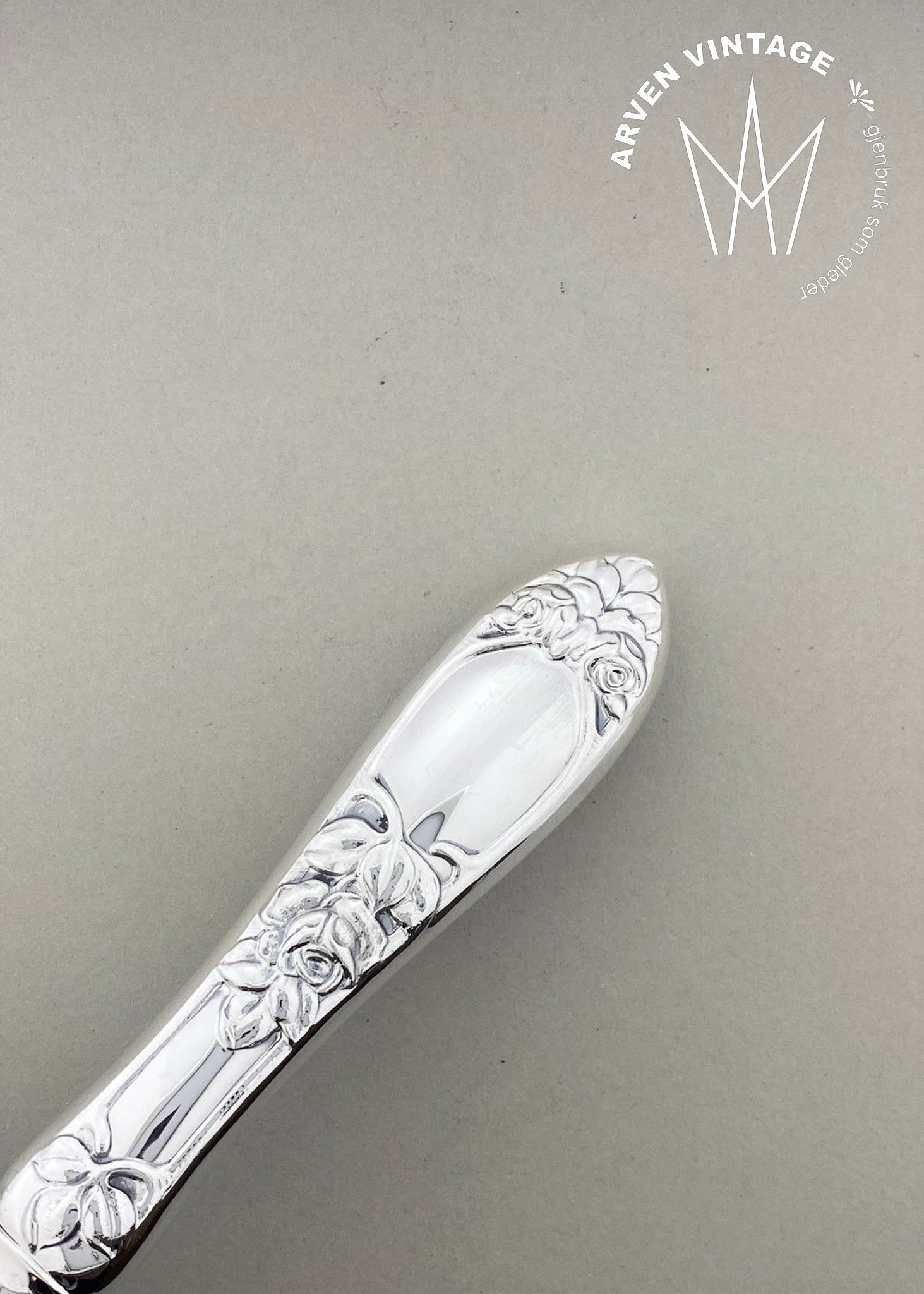 Vintage Sublime Rose pie knife