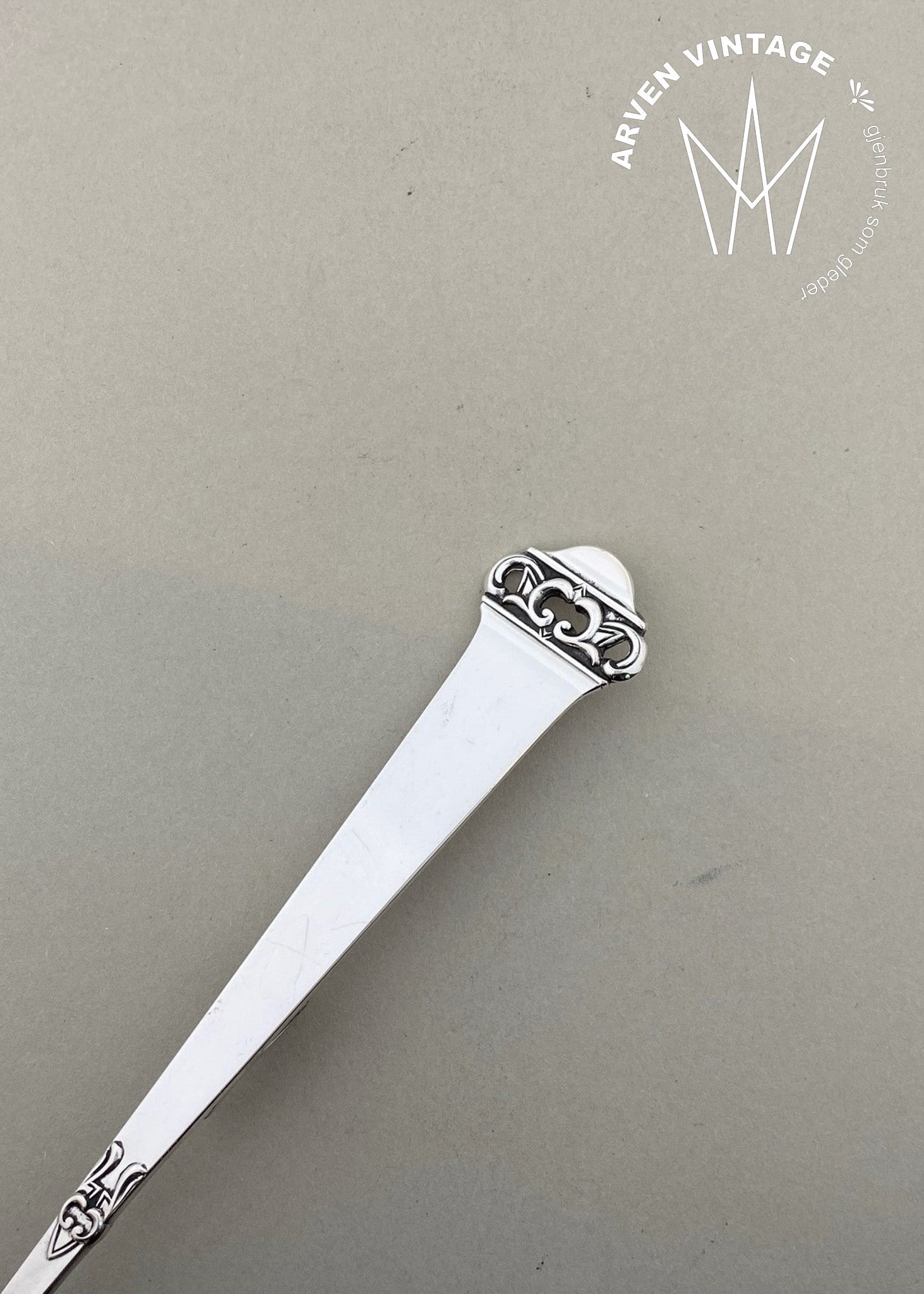 Vintage Saga sauce spoon with hook