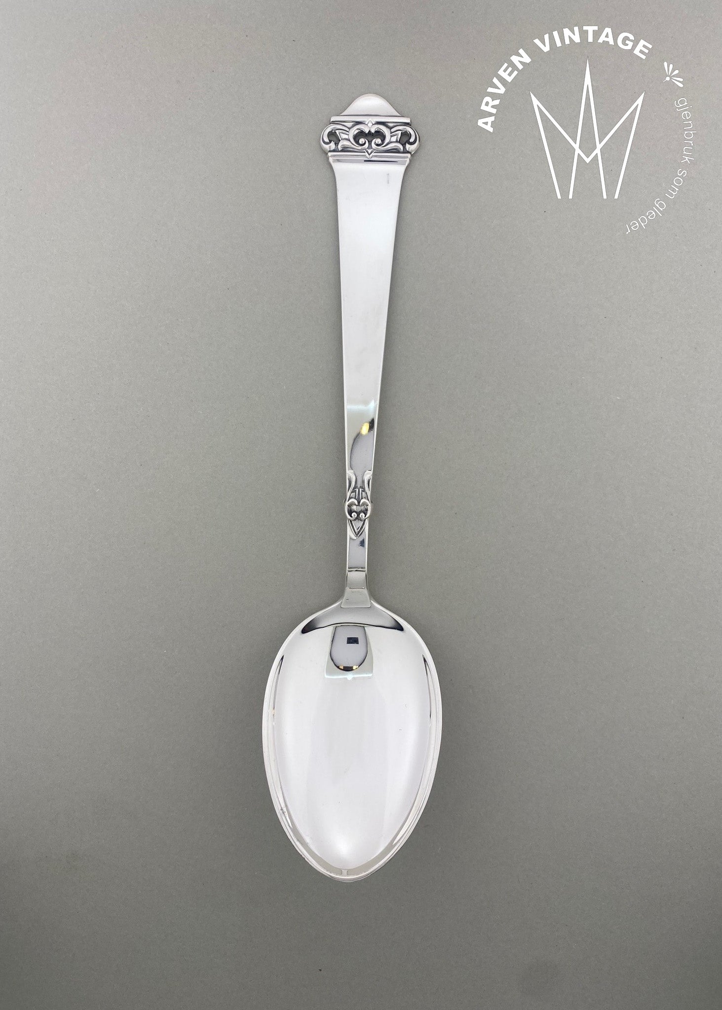 Vintage Saga tablespoon large