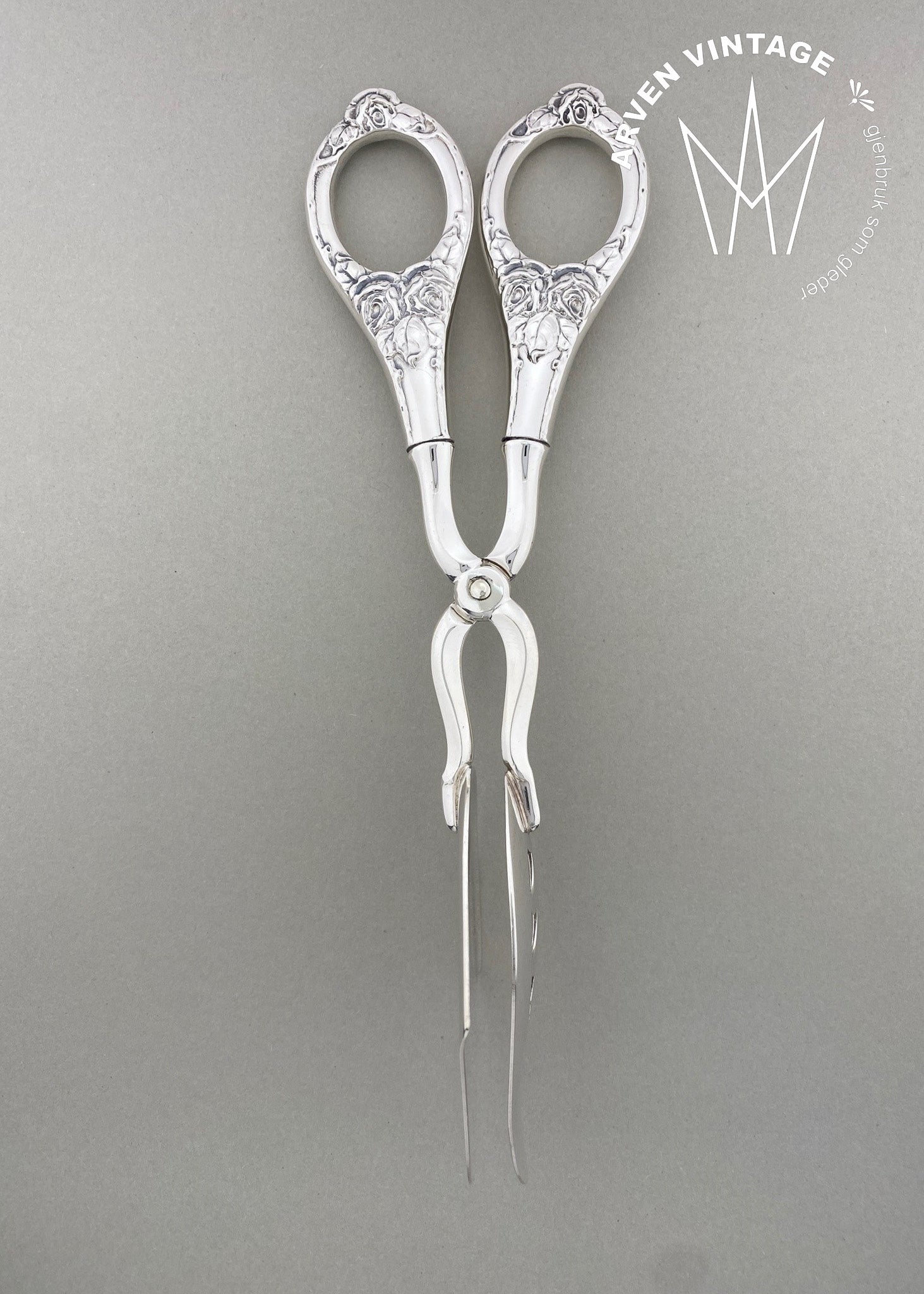 Vintage Raised Rose Sandwich Tongs