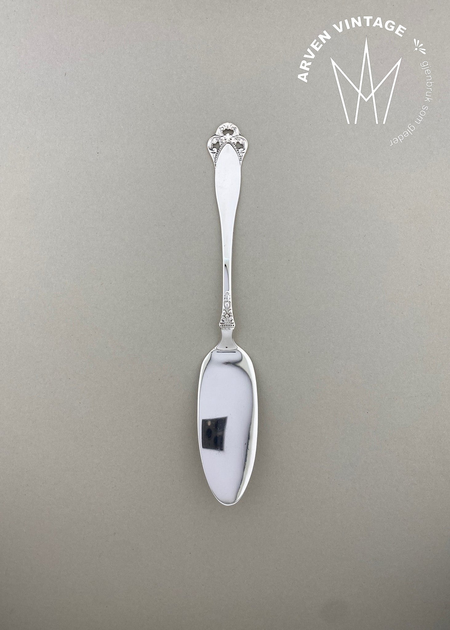Vintage Laila butter knife