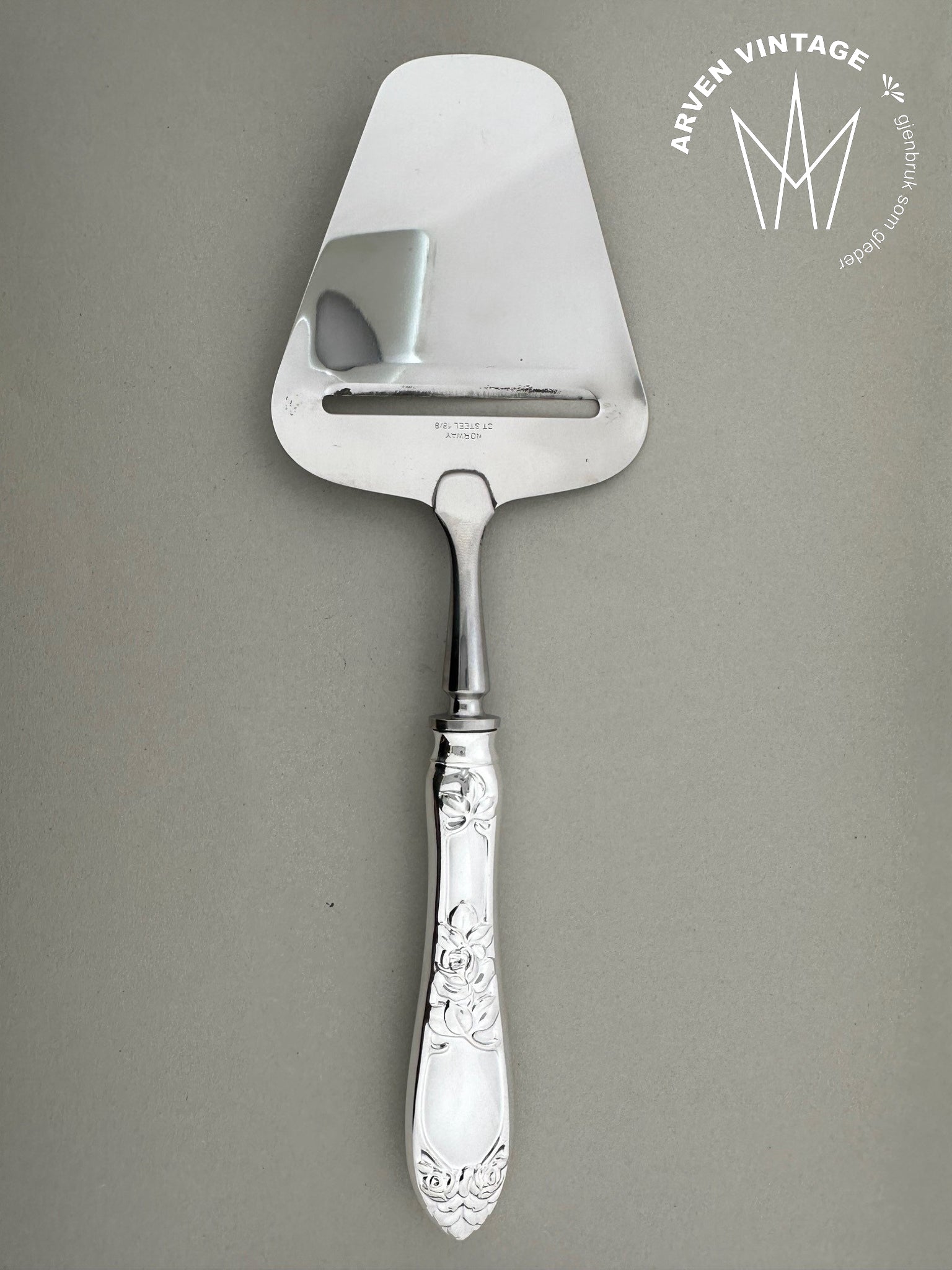 Vintage Raised Rose Cheese Slicer