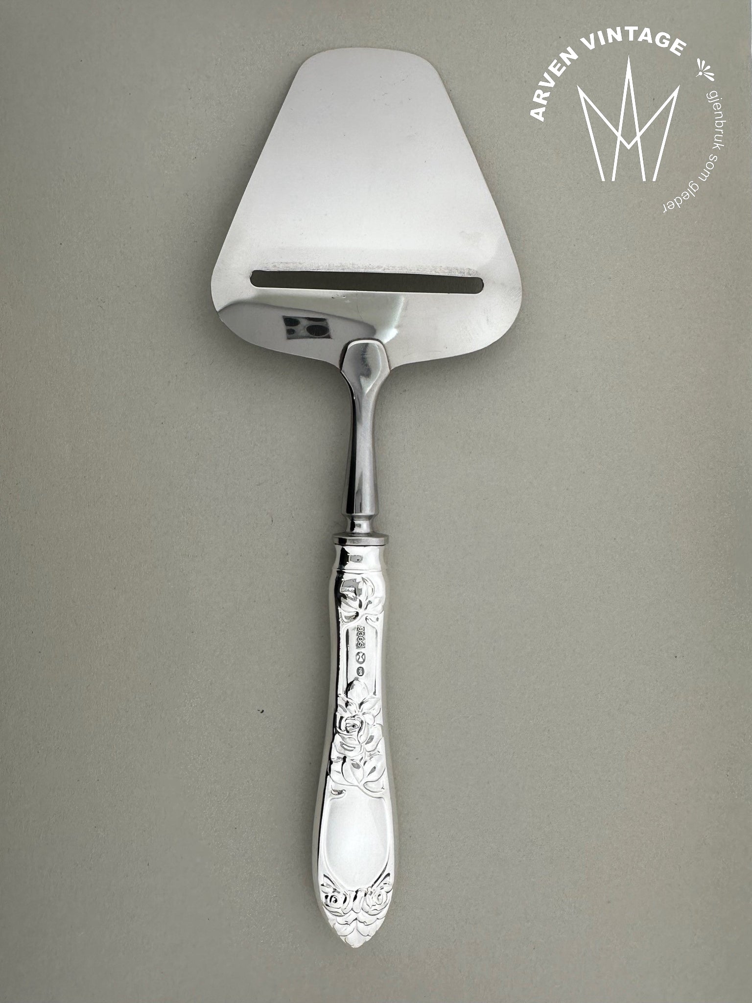 Vintage Raised Rose Cheese Slicer