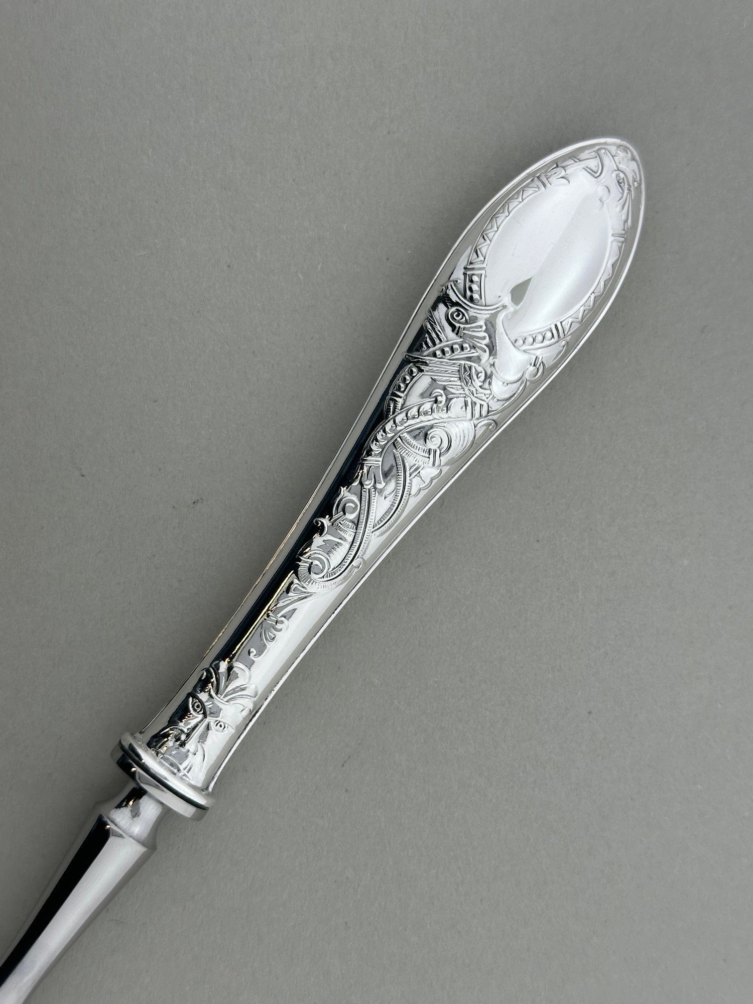 Vintage Dragon cake shovel with steel blade