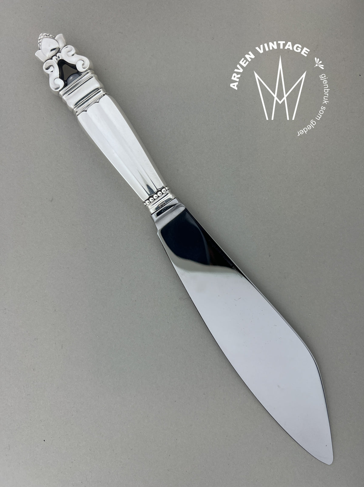 Vintage Georg Jensen Acorn kakekniv