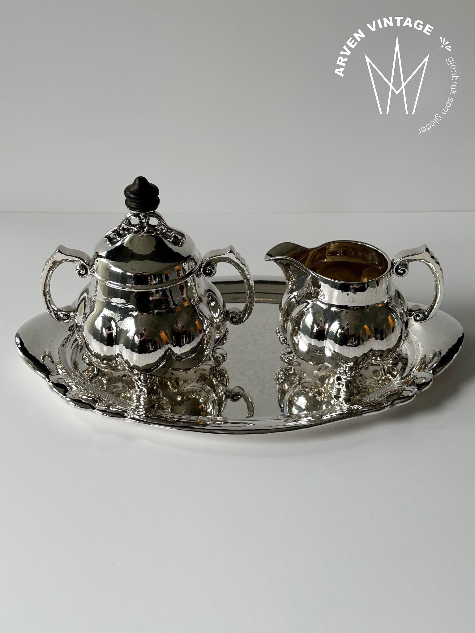 Vintage cream and sugar set with tray