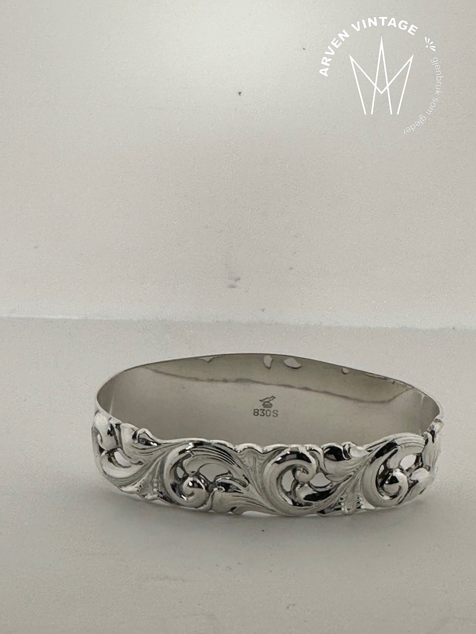 Vintage Telesilver napkin ring