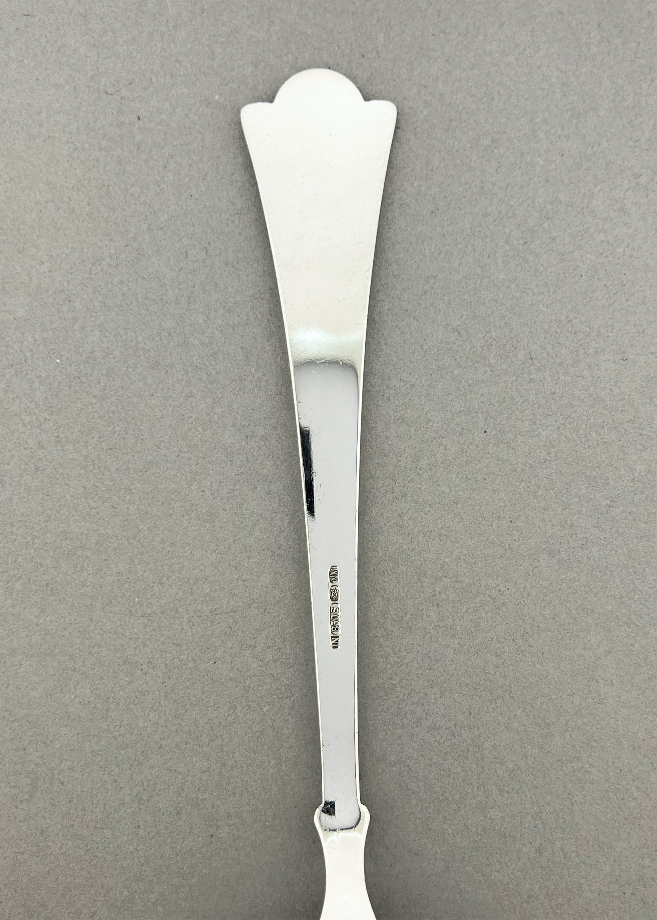 Vintage Lily cake spatula