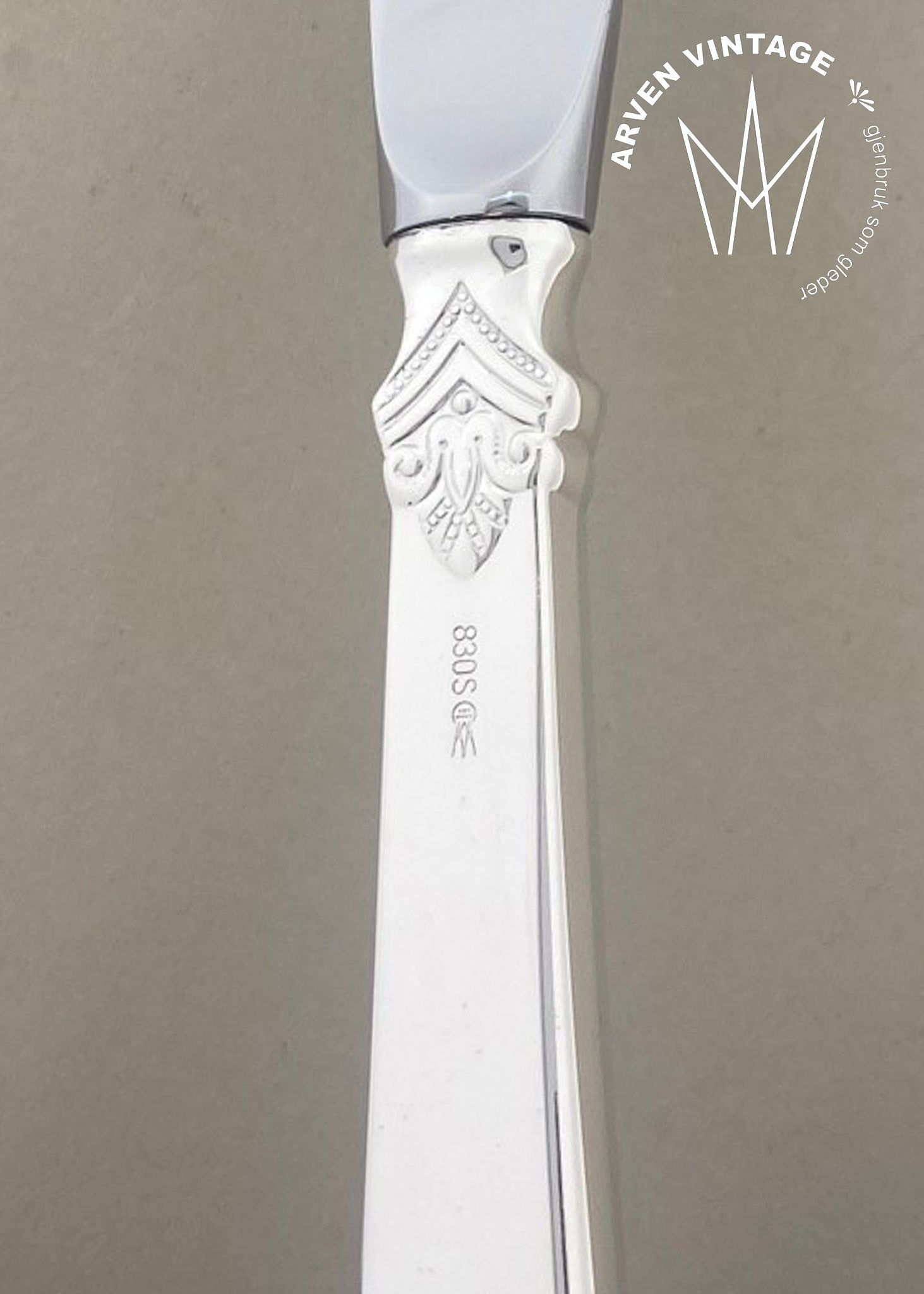 Vintage Anitra small dining knife with long handle