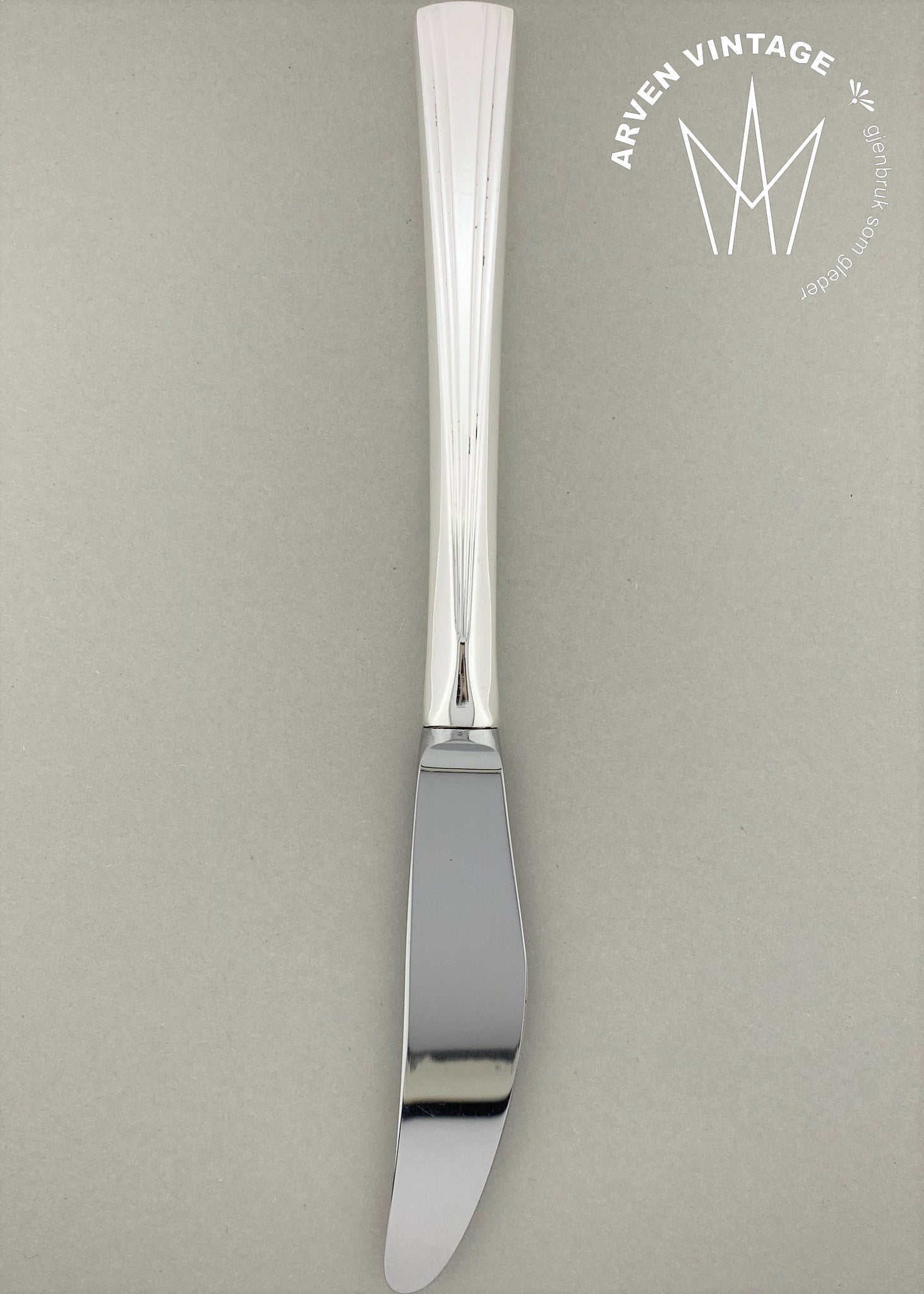 Vintage Sonja small dining knife with long handle