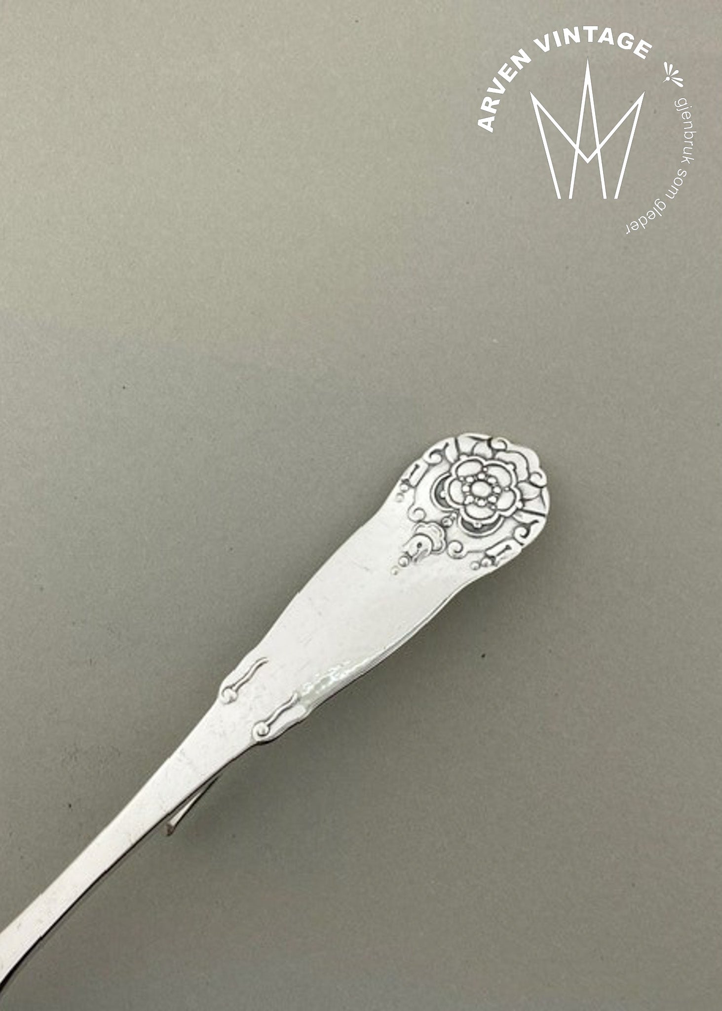 Vintage Hardanger sauce ladle with hook
