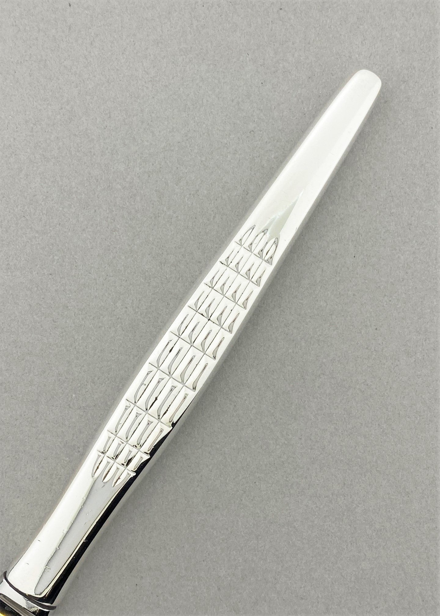 Vintage Facet small dinner knife with long handle