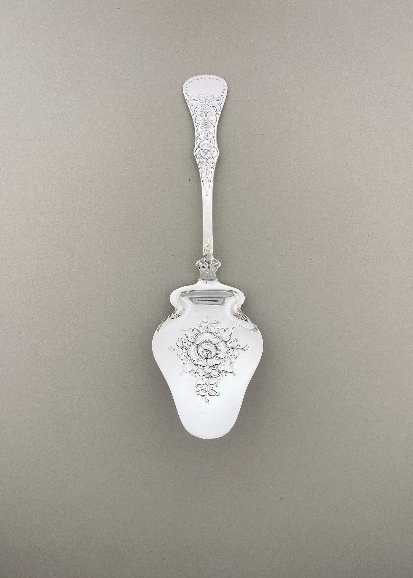 Vintage Rose Tomato Spade