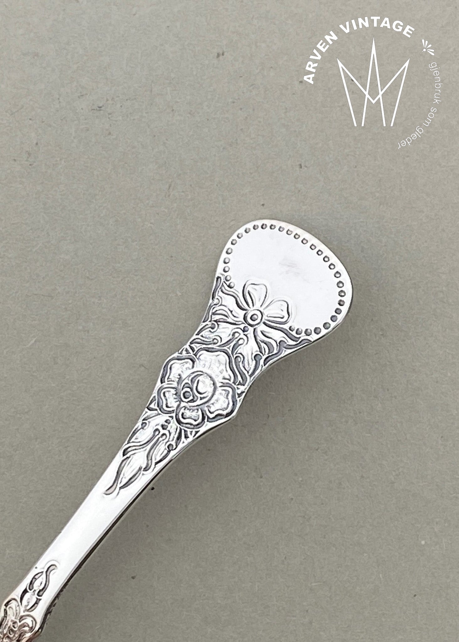 Vintage Rose salt spoon