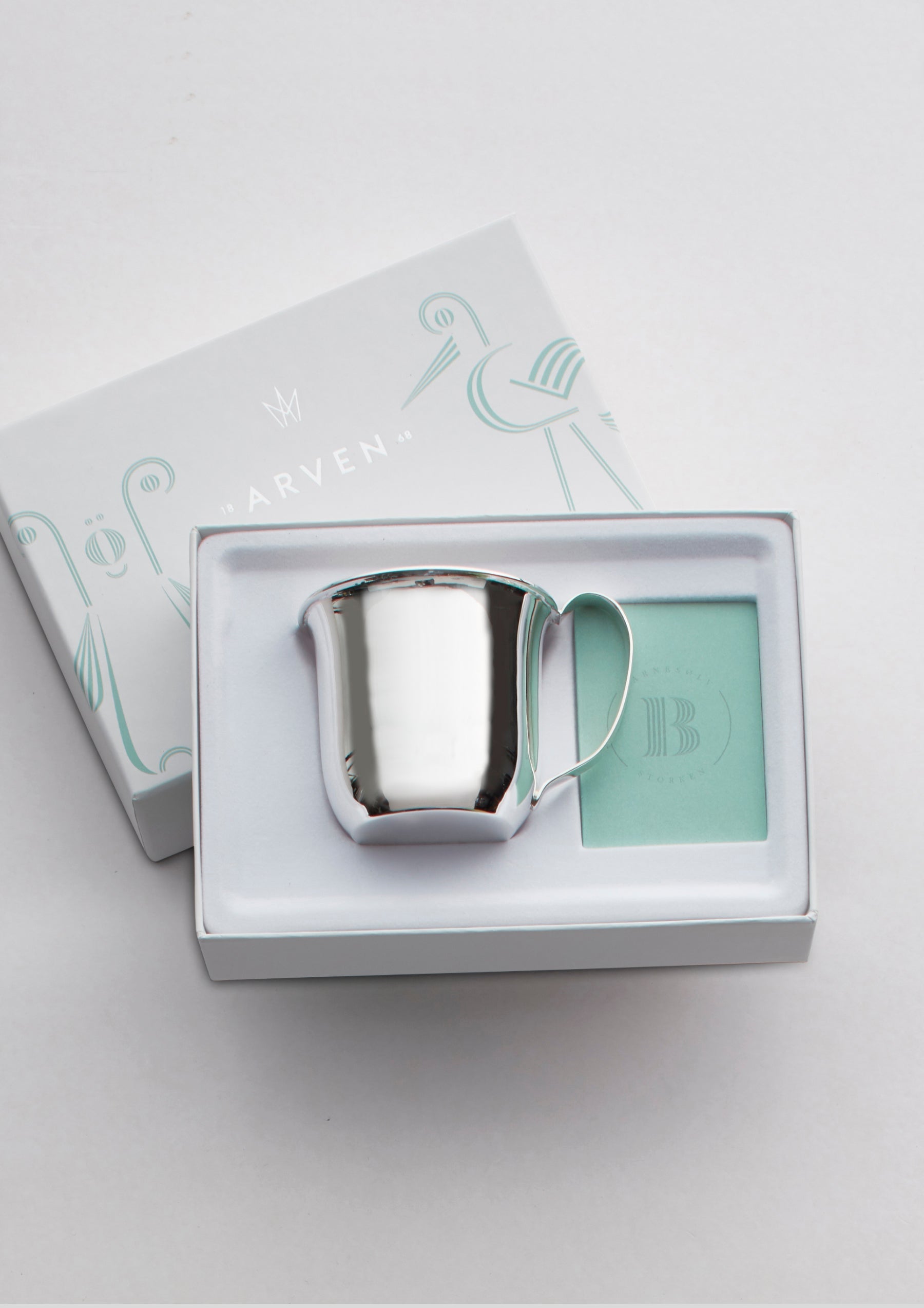 Children's mug with a handle