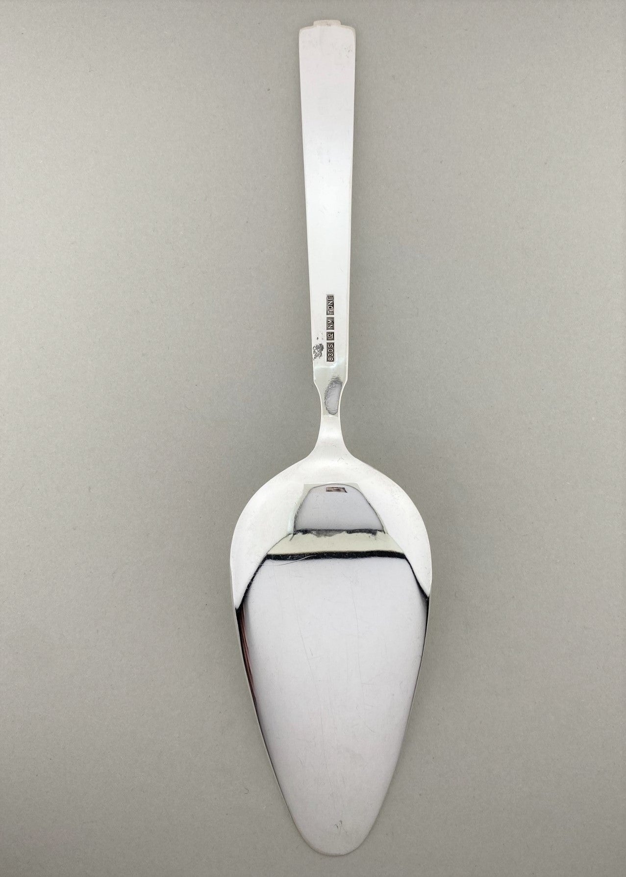 Vintage Tone cake spatula