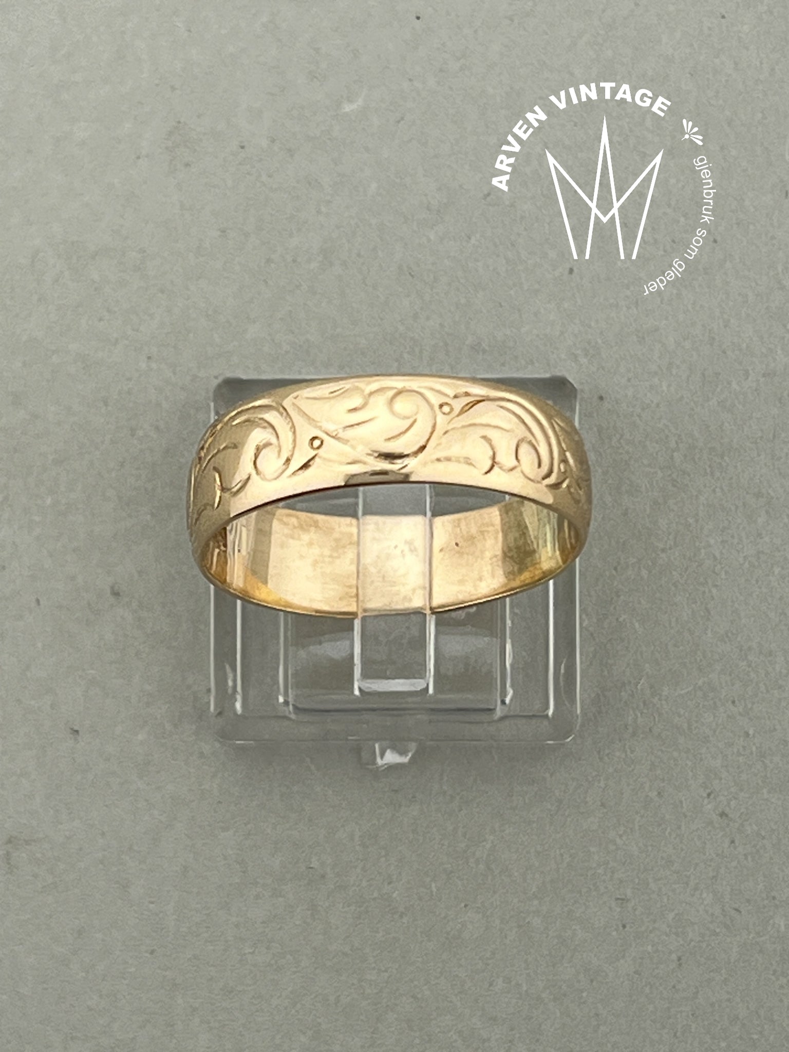 Vintage siselert ring gult gull str 62