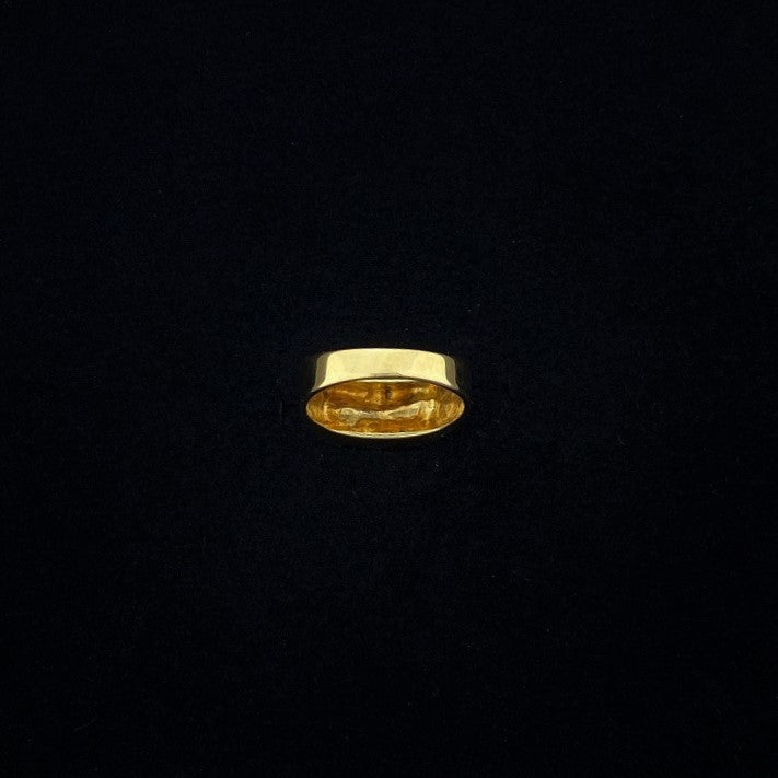 Vintage ring i gult gull med mønster
