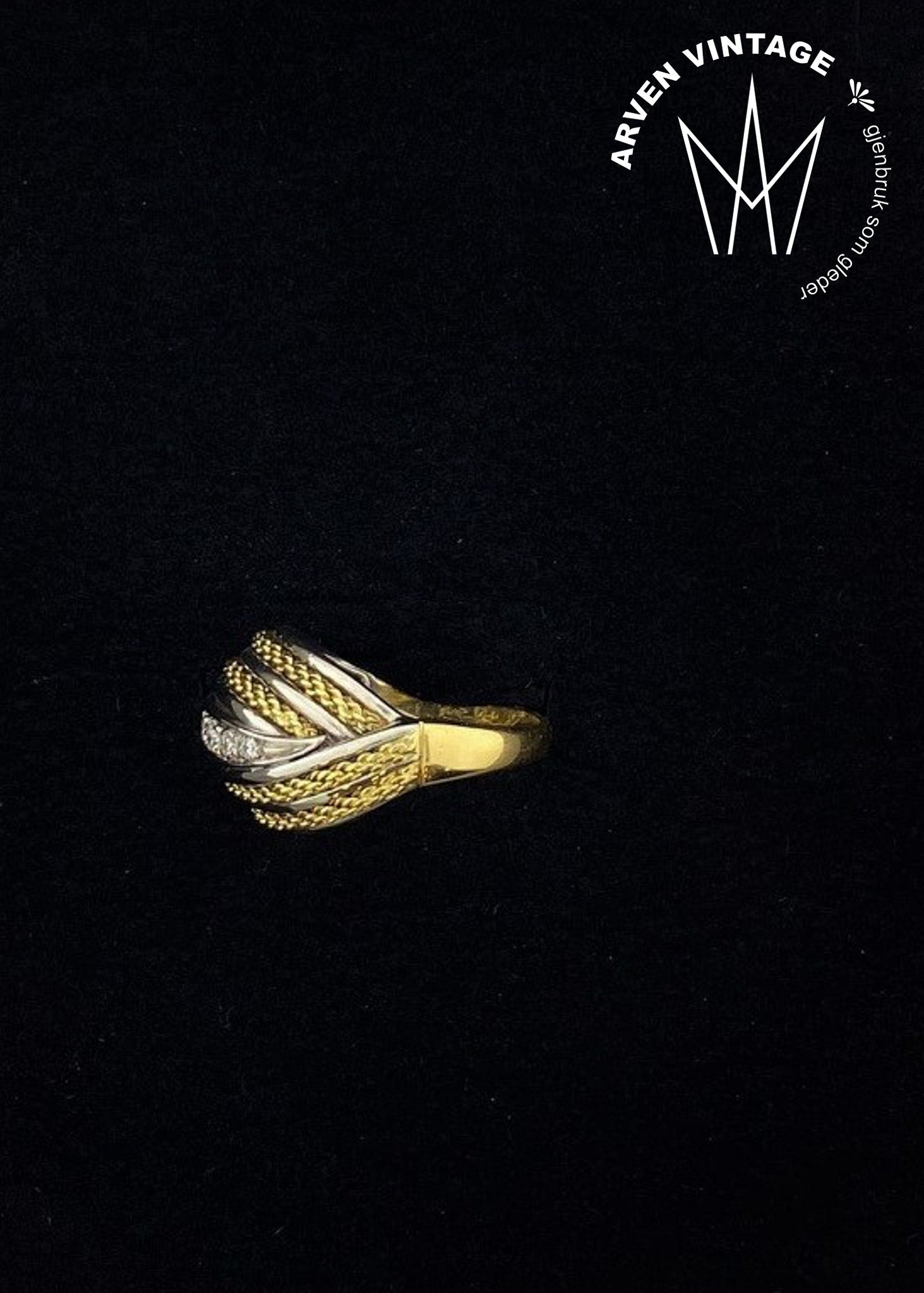 Vintage ring i 18 k gull med stener