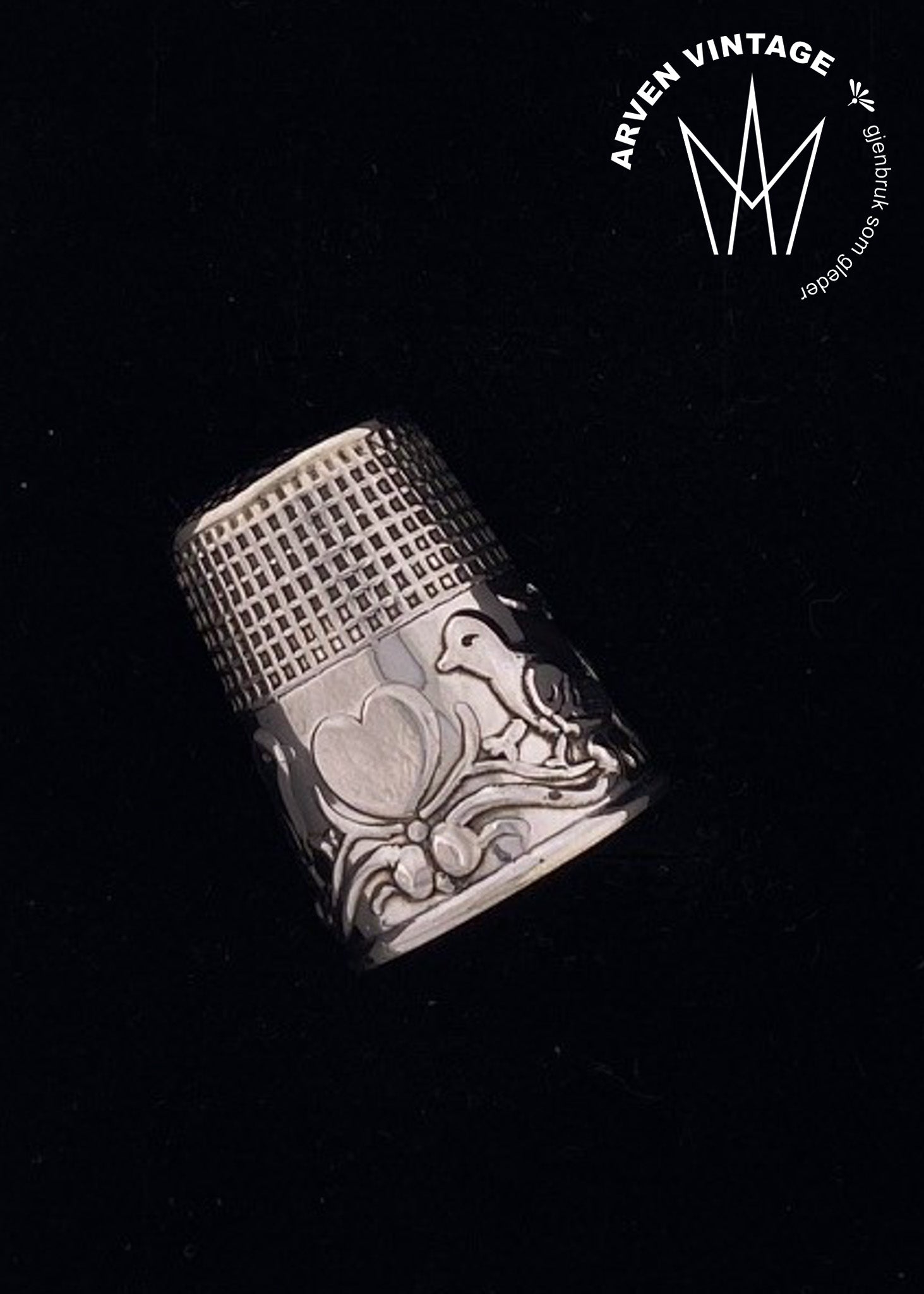Vintage fingerbøll i sølv med mønster