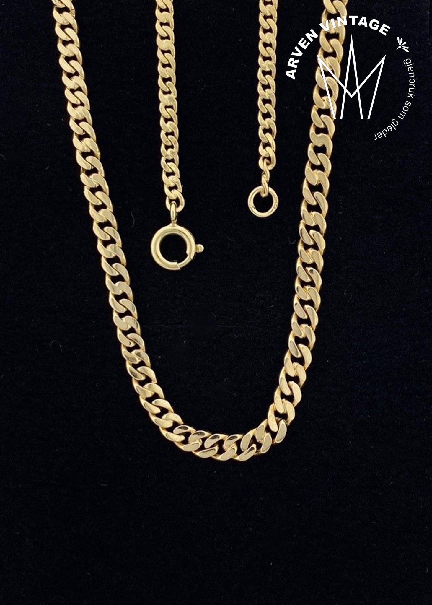 Vintage flat bonnet gold chain