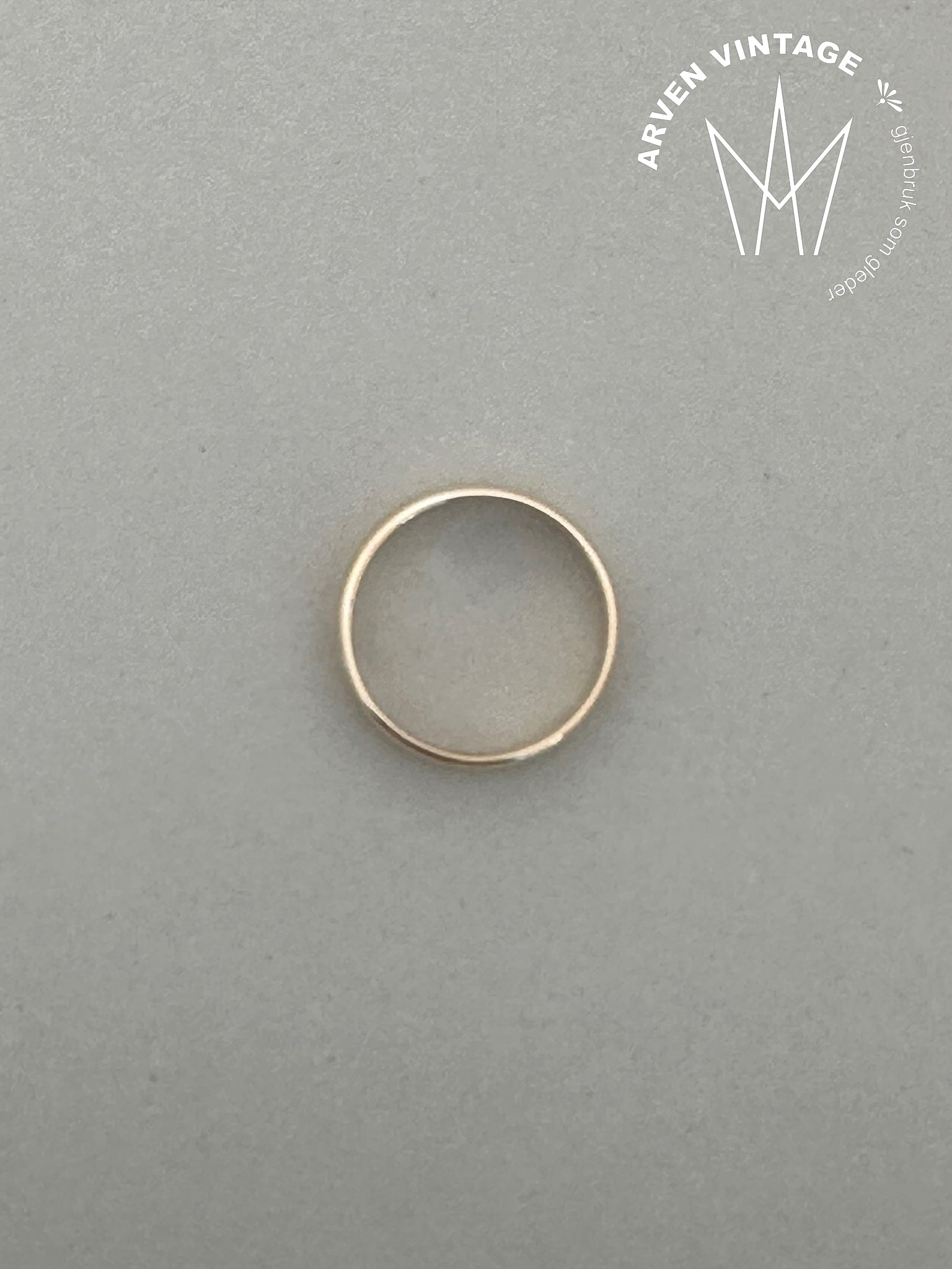 Vintage smooth ring yellow gold size 66