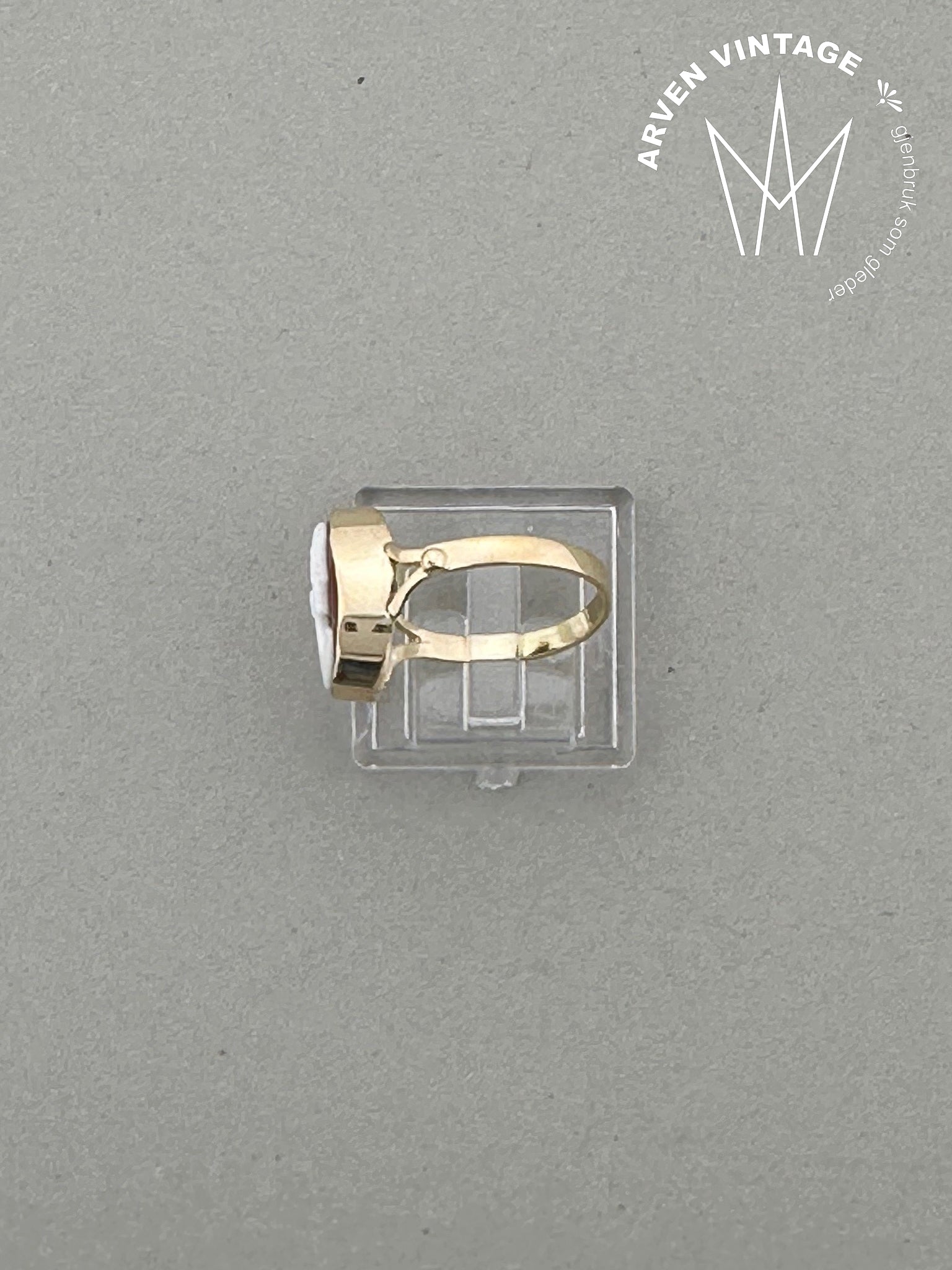 Vintage chamber ring 18K yellow gold size 52