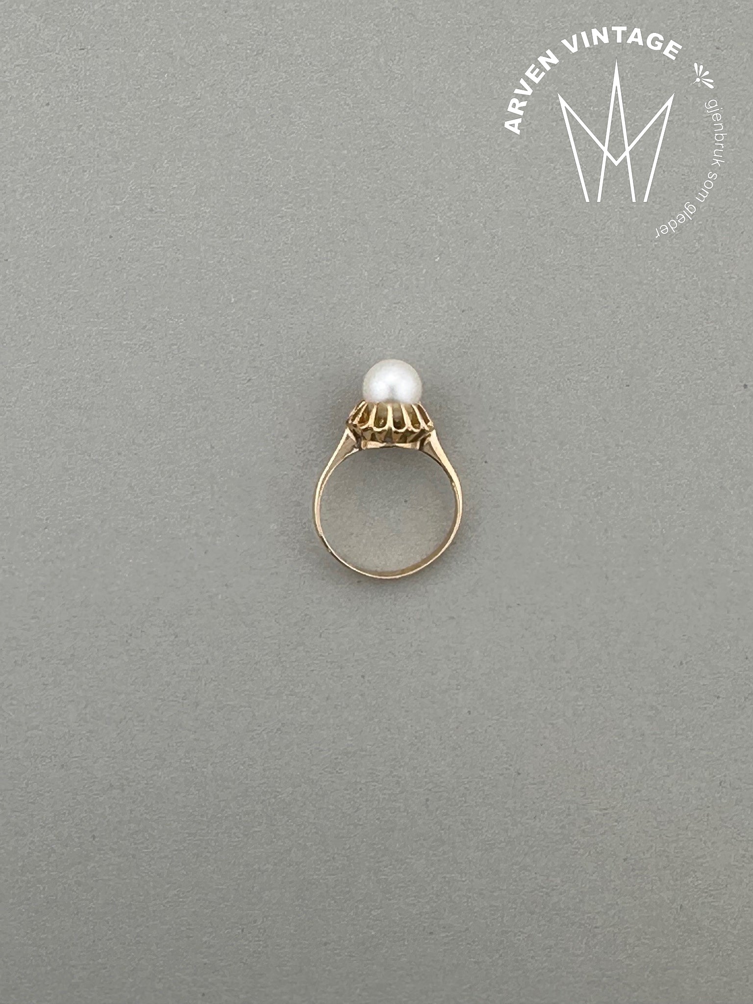 Vintage pearl ring 18K yellow gold size 51