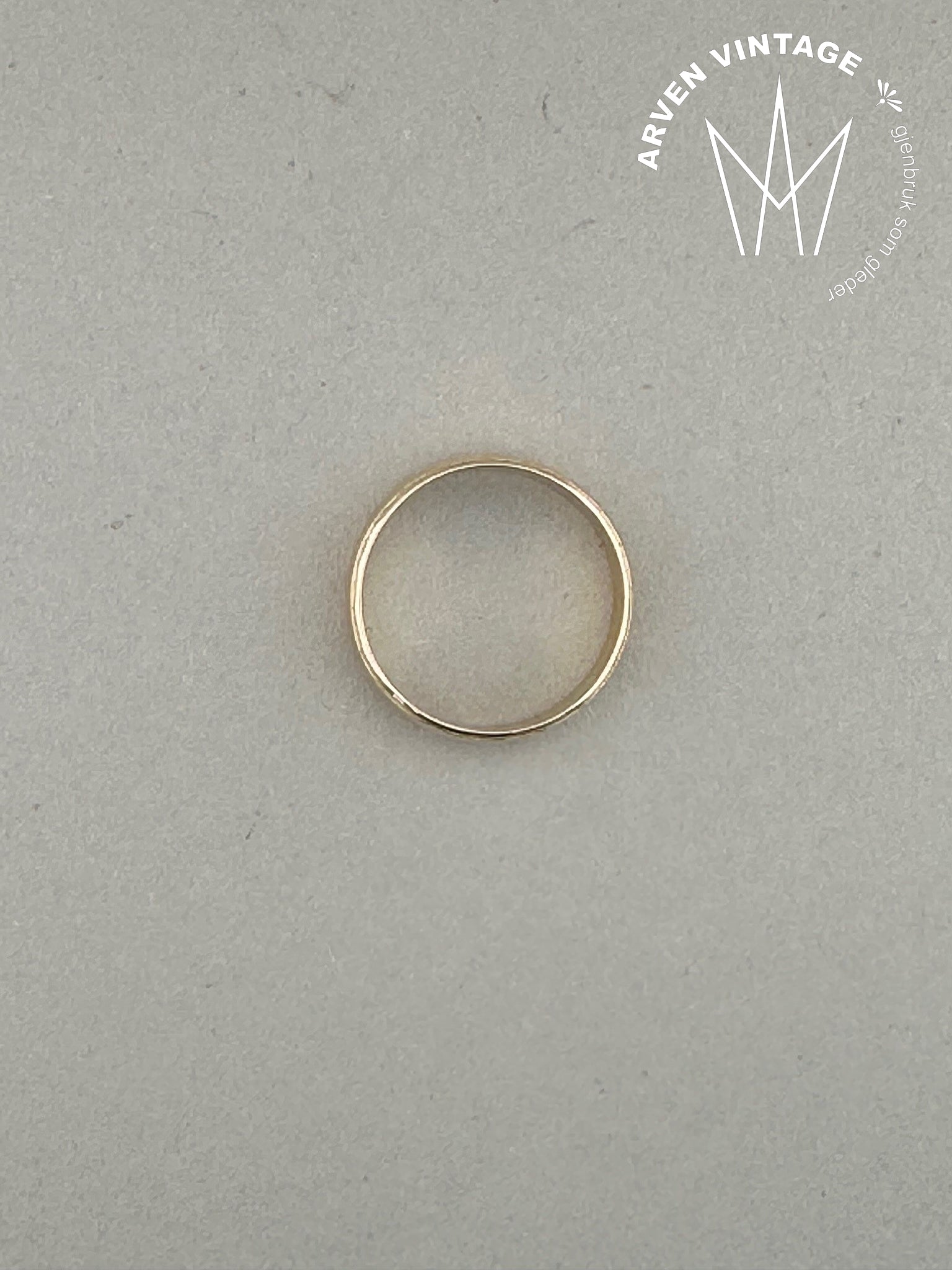 Vintage smooth ring yellow gold size 62