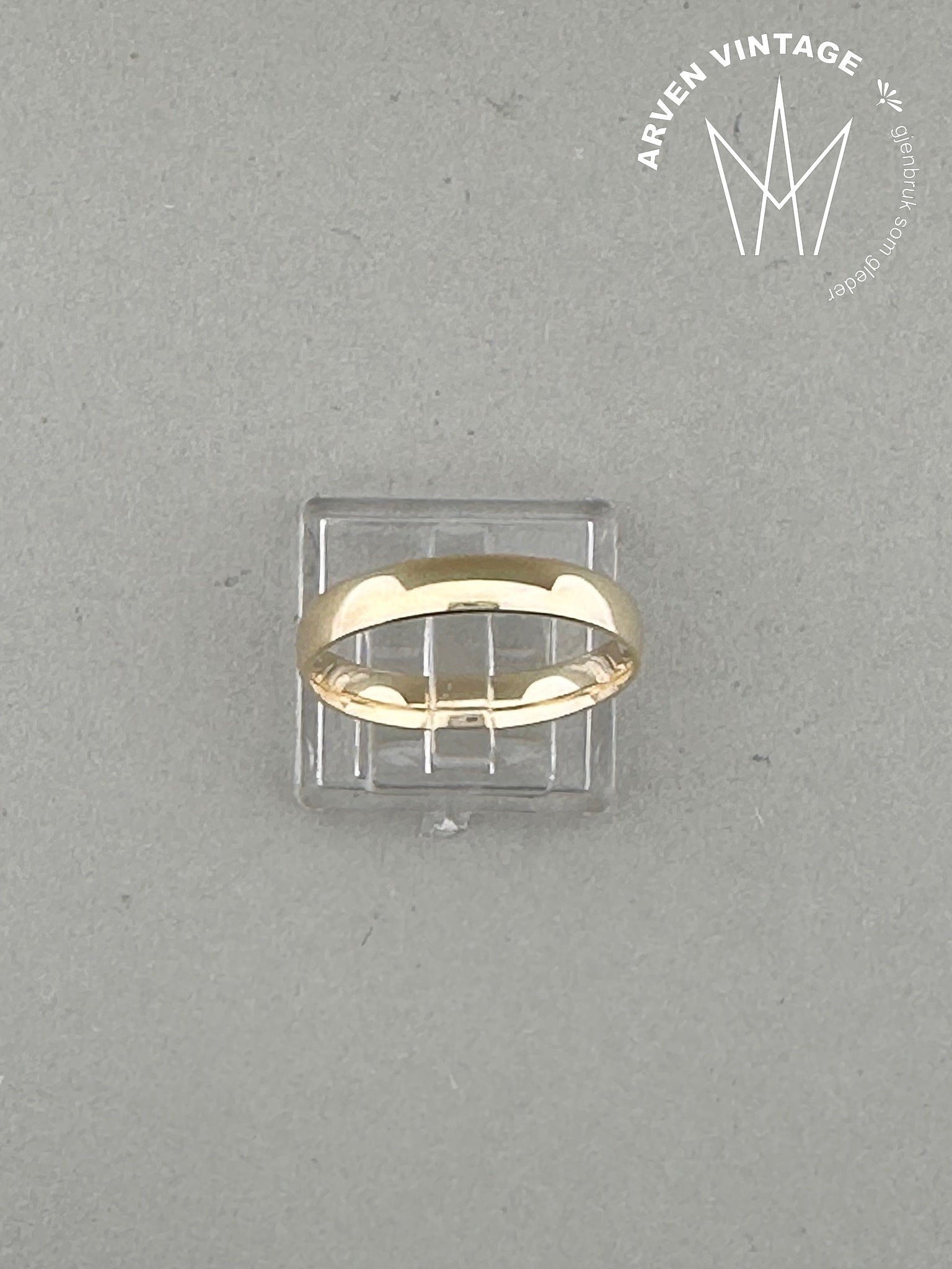 Vintage smooth ring yellow gold size 61