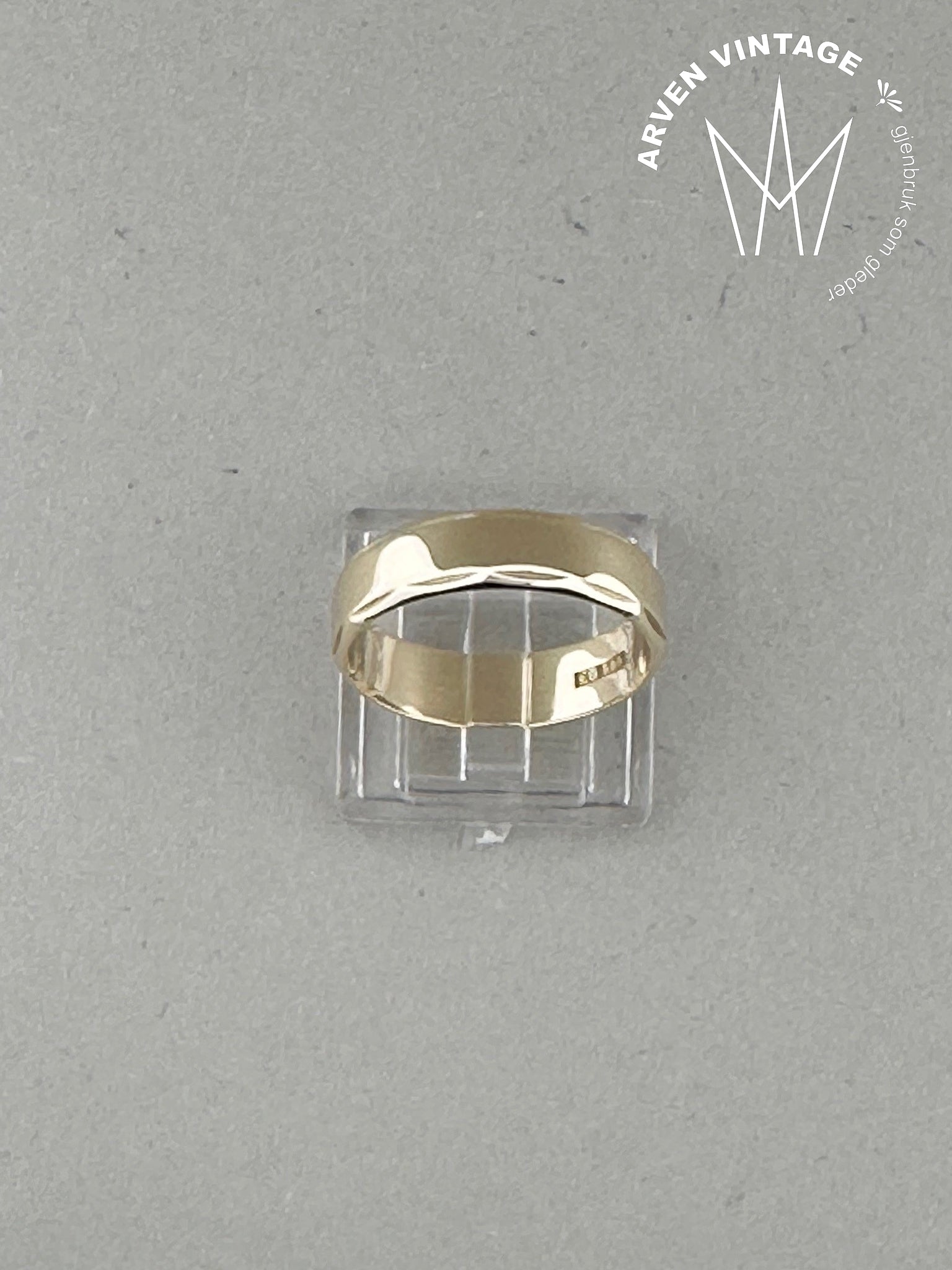 Vintage smooth ring yellow gold size 60