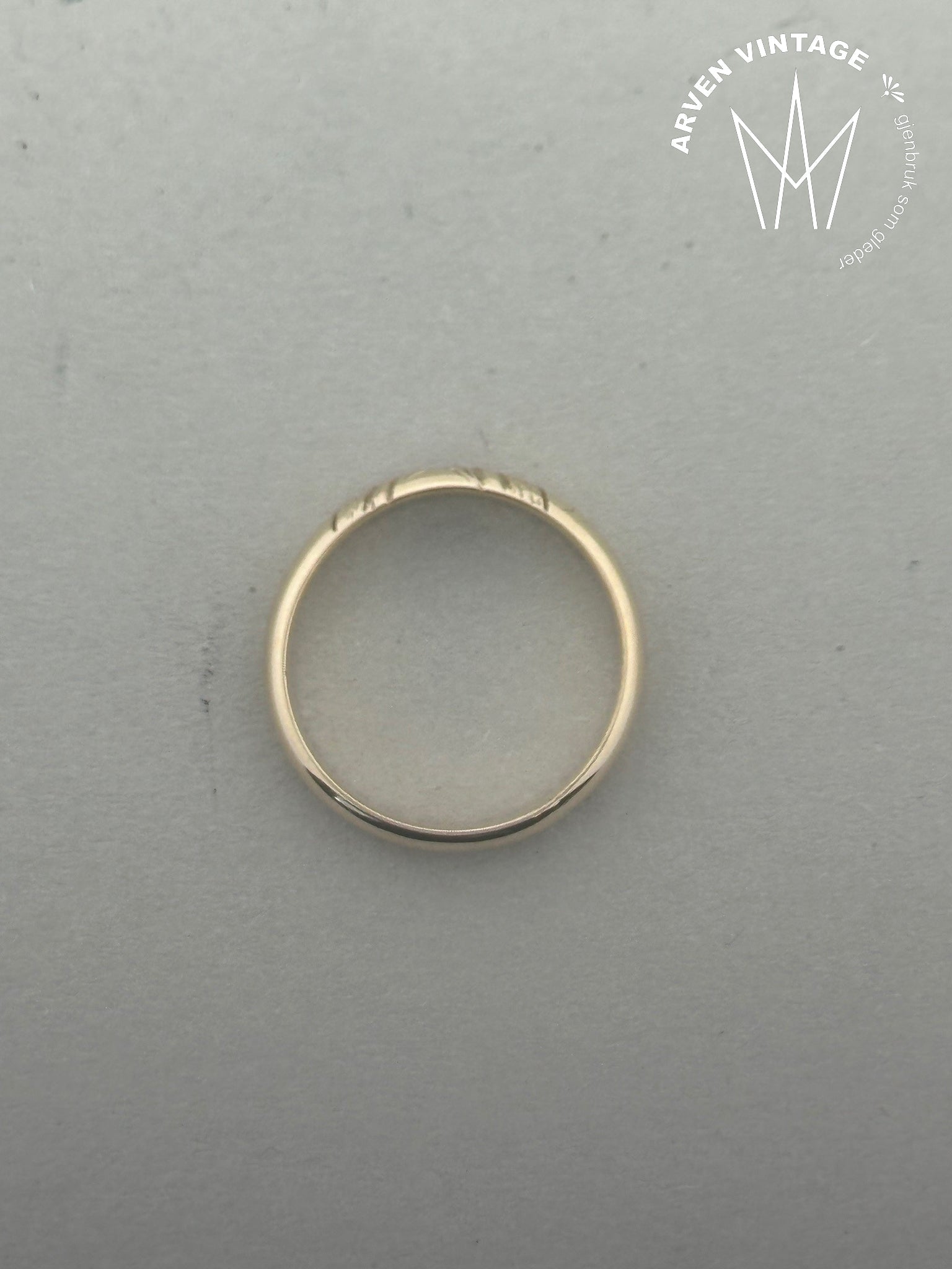 Vintage diamantring gult gull str 53
