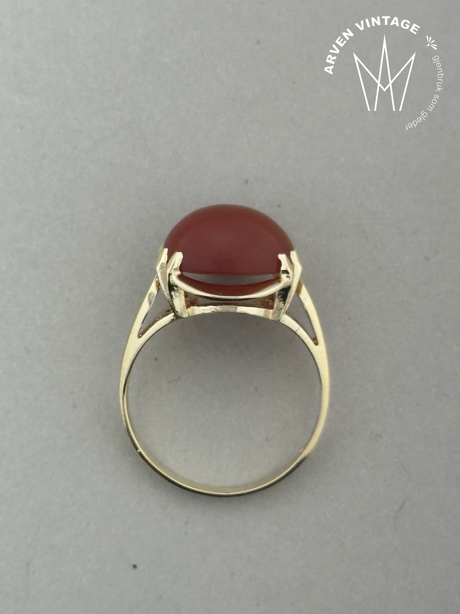 Vintage ring gult gull med sten str 54