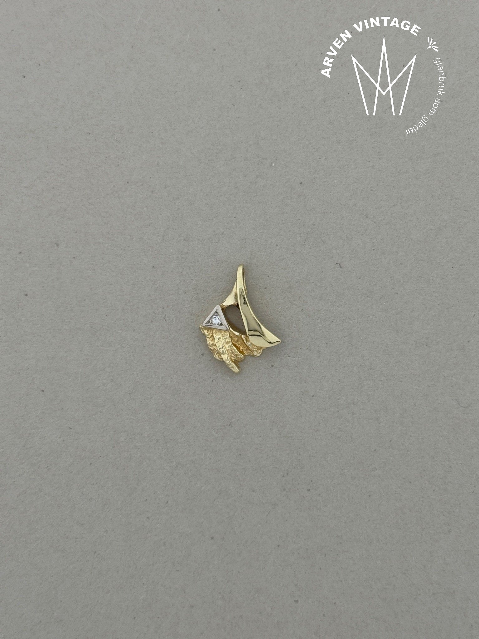Vintage diamantanheng gult gull