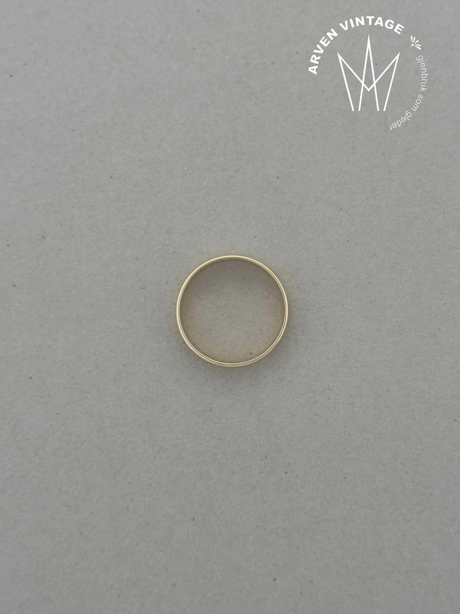 Vintage smooth ring yellow gold size 55