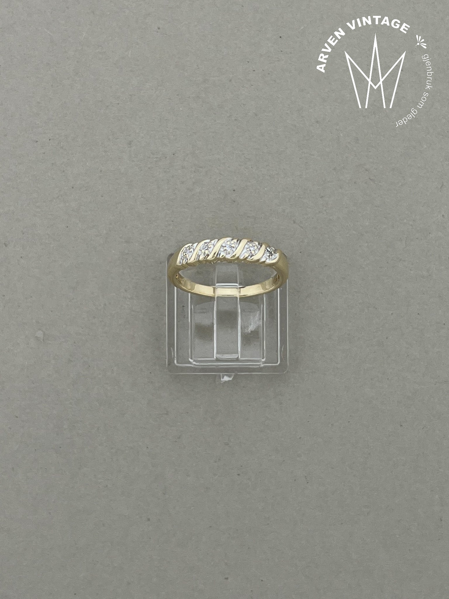 Vintage diamantring gult gull str 54