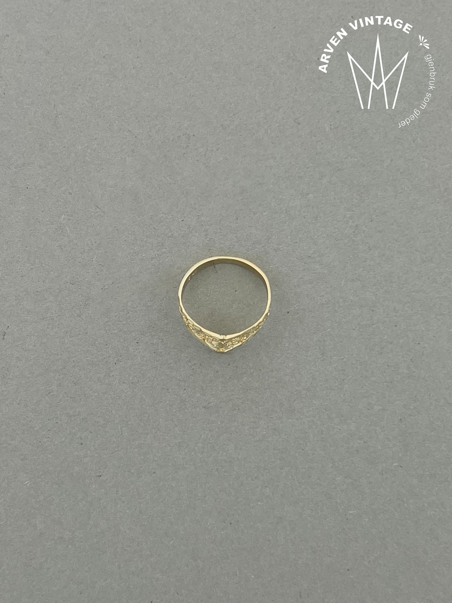 Vintage ring yellow gold size 48